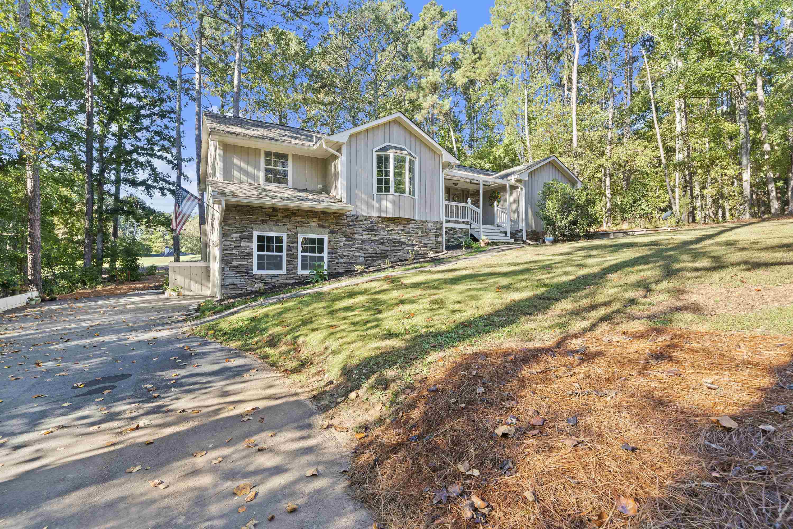 1011 ANCHOR BAY CIRCLE image 2