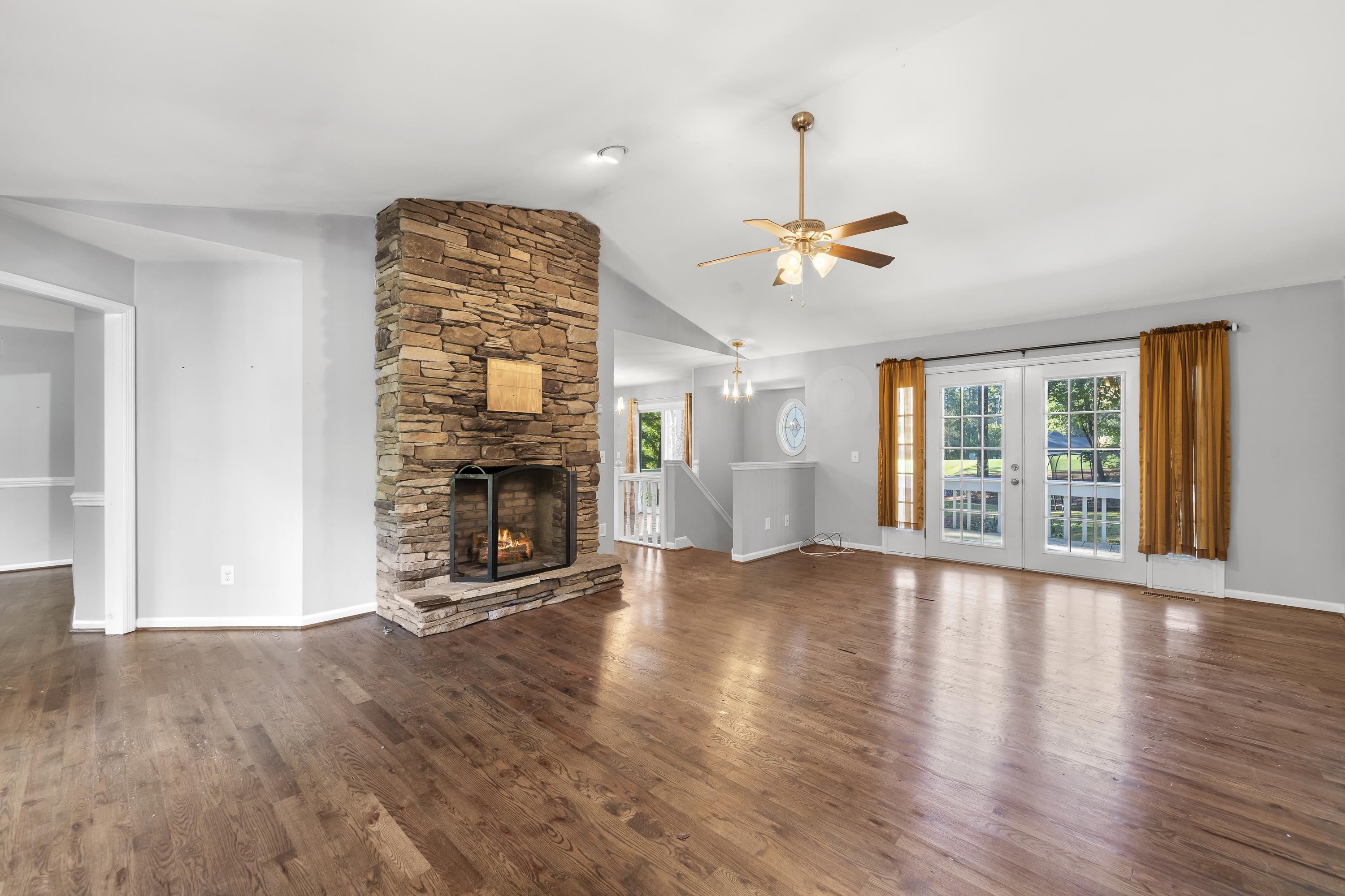 1011 ANCHOR BAY CIRCLE image 11