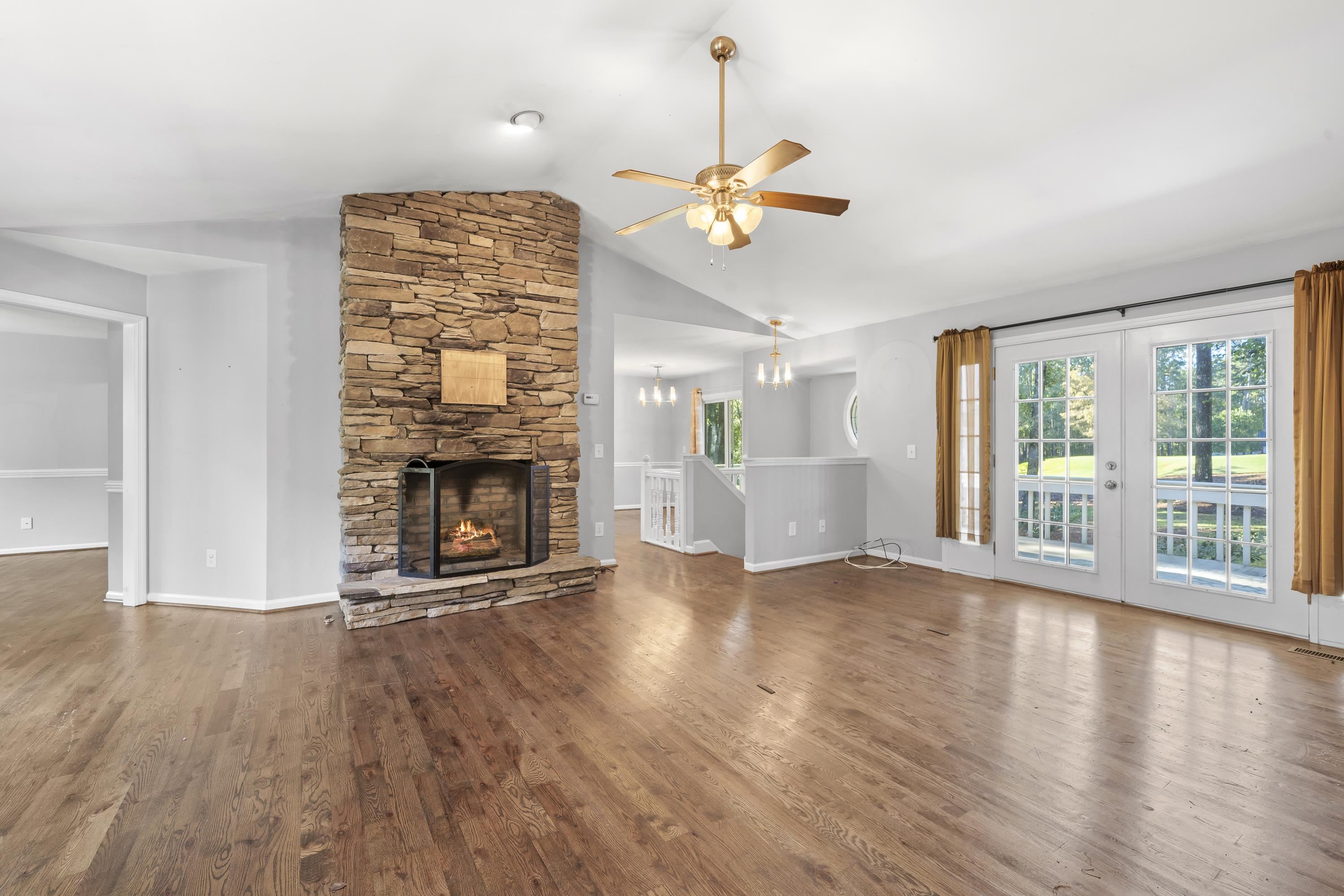 1011 ANCHOR BAY CIRCLE image 16