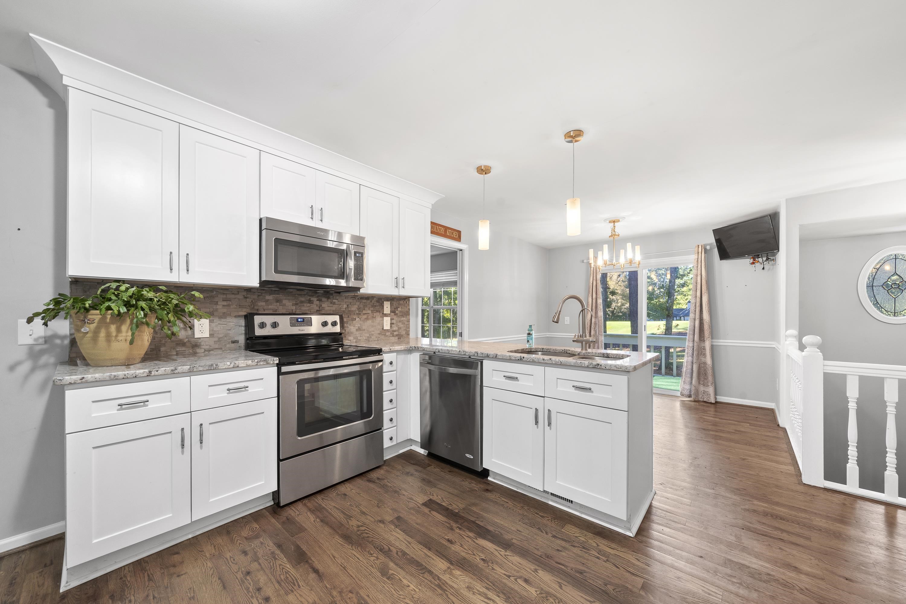 1011 ANCHOR BAY CIRCLE image 21