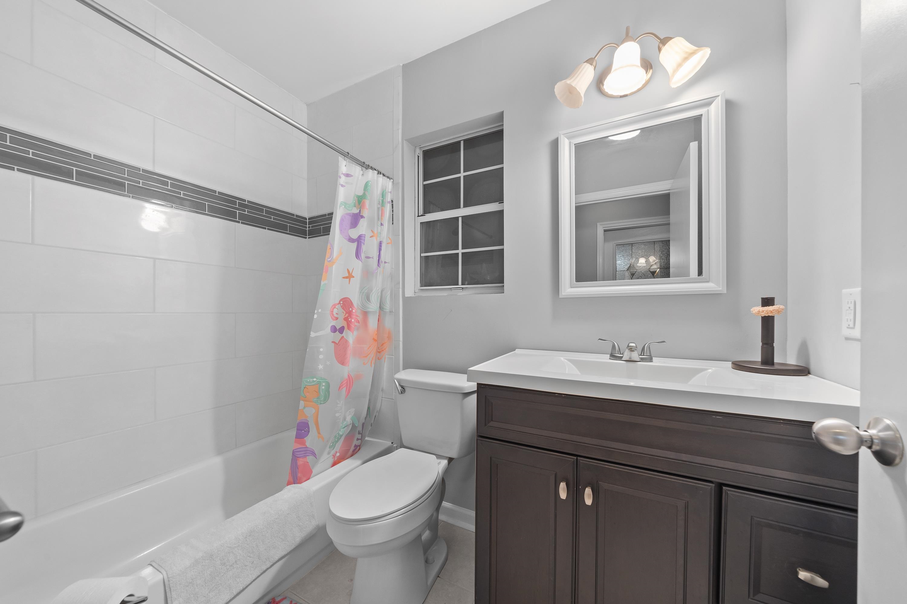 1011 ANCHOR BAY CIRCLE image 39