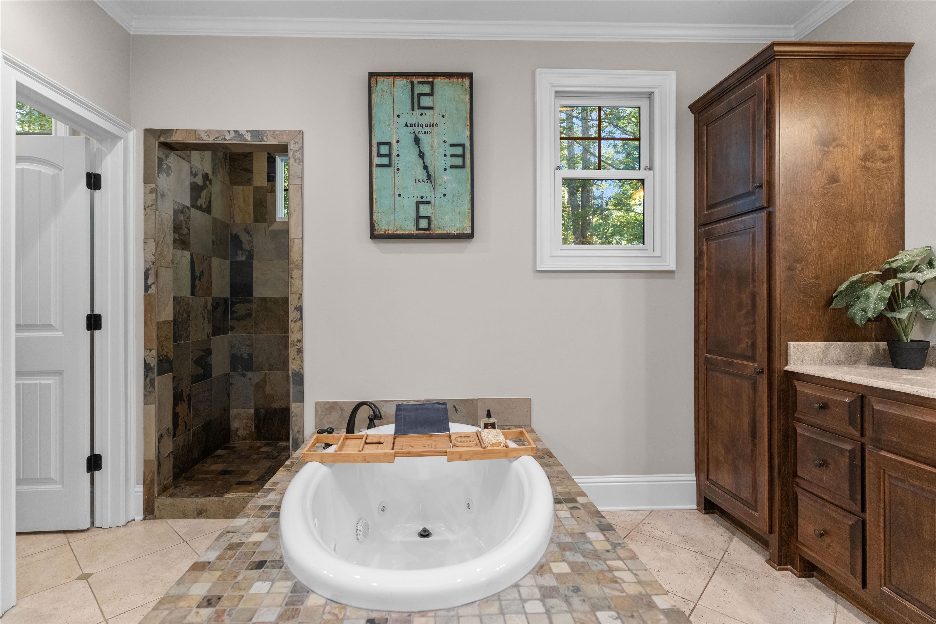 1010 ANCHOR BAY POINT image 24