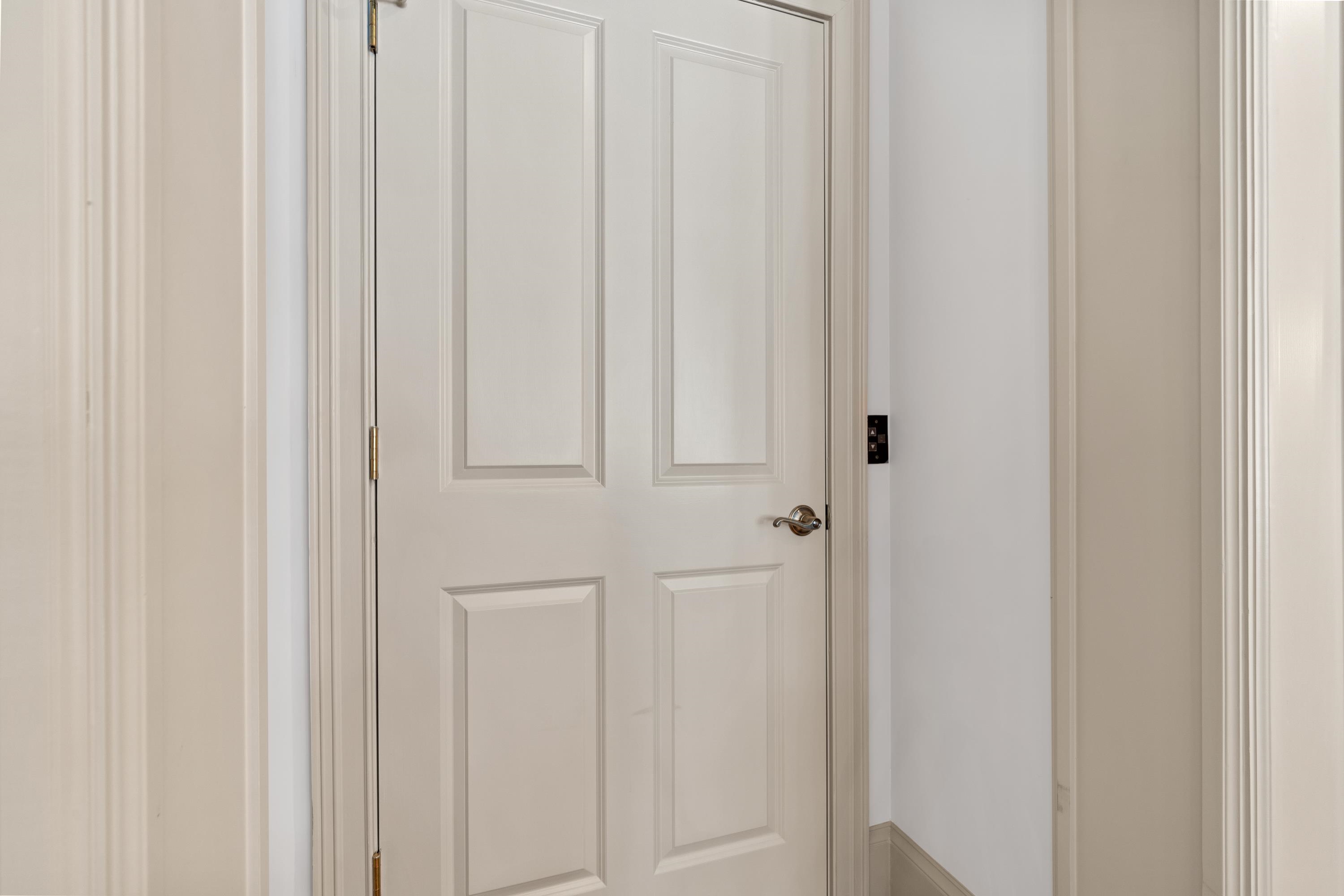 1211 CURTRIGHT PLACE image 38