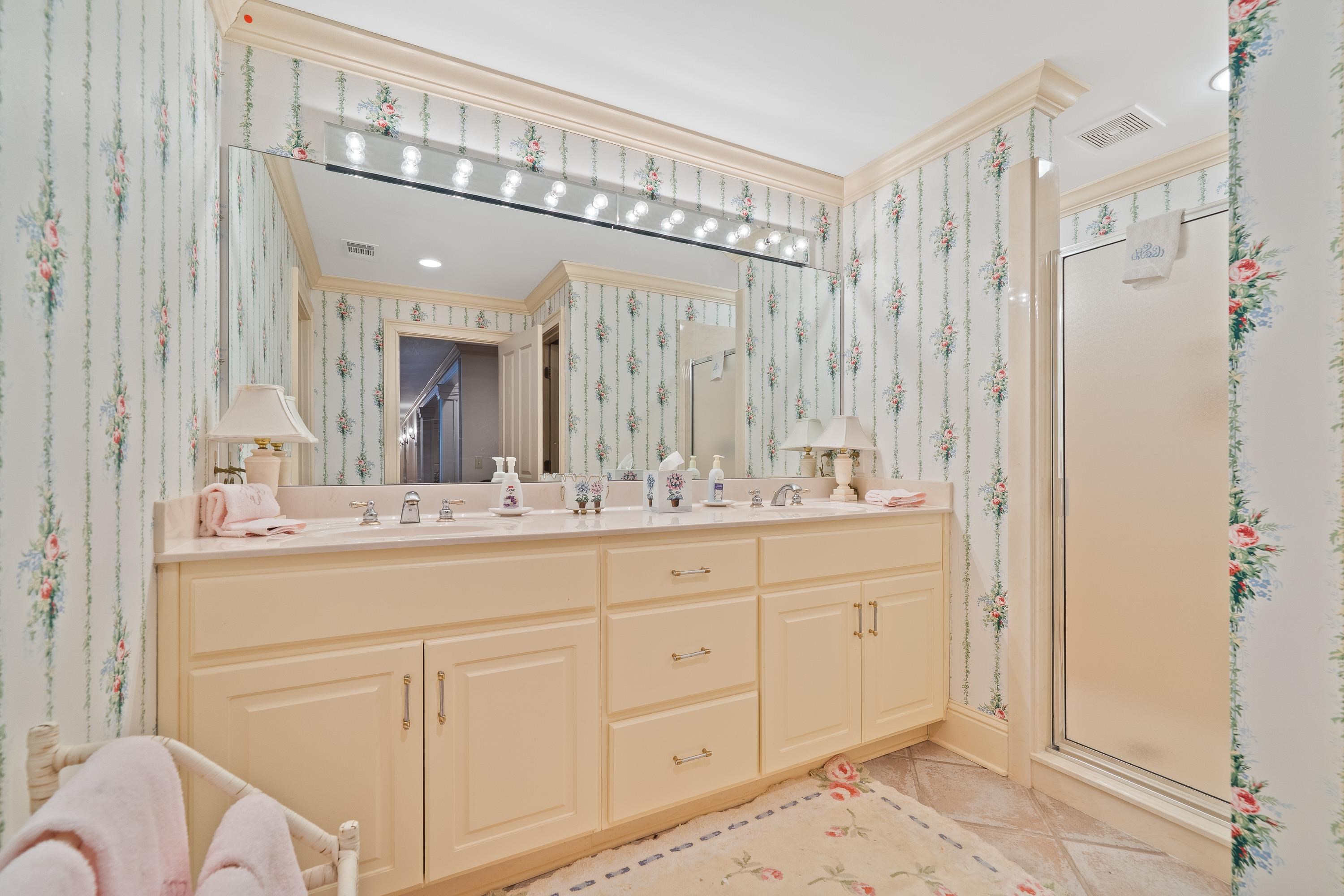 1211 CURTRIGHT PLACE image 66