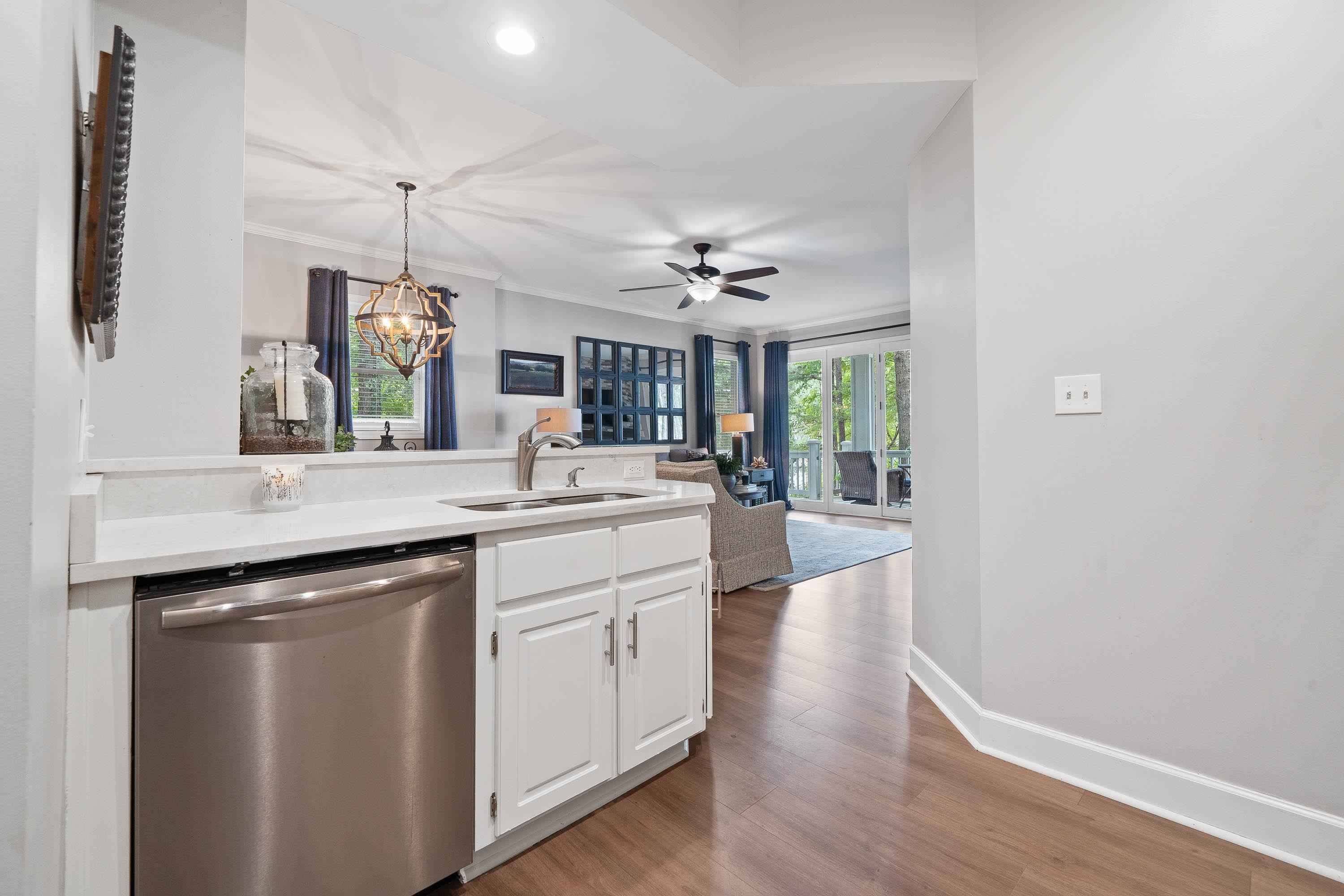 1001 B MARINA COVE LANE image 23