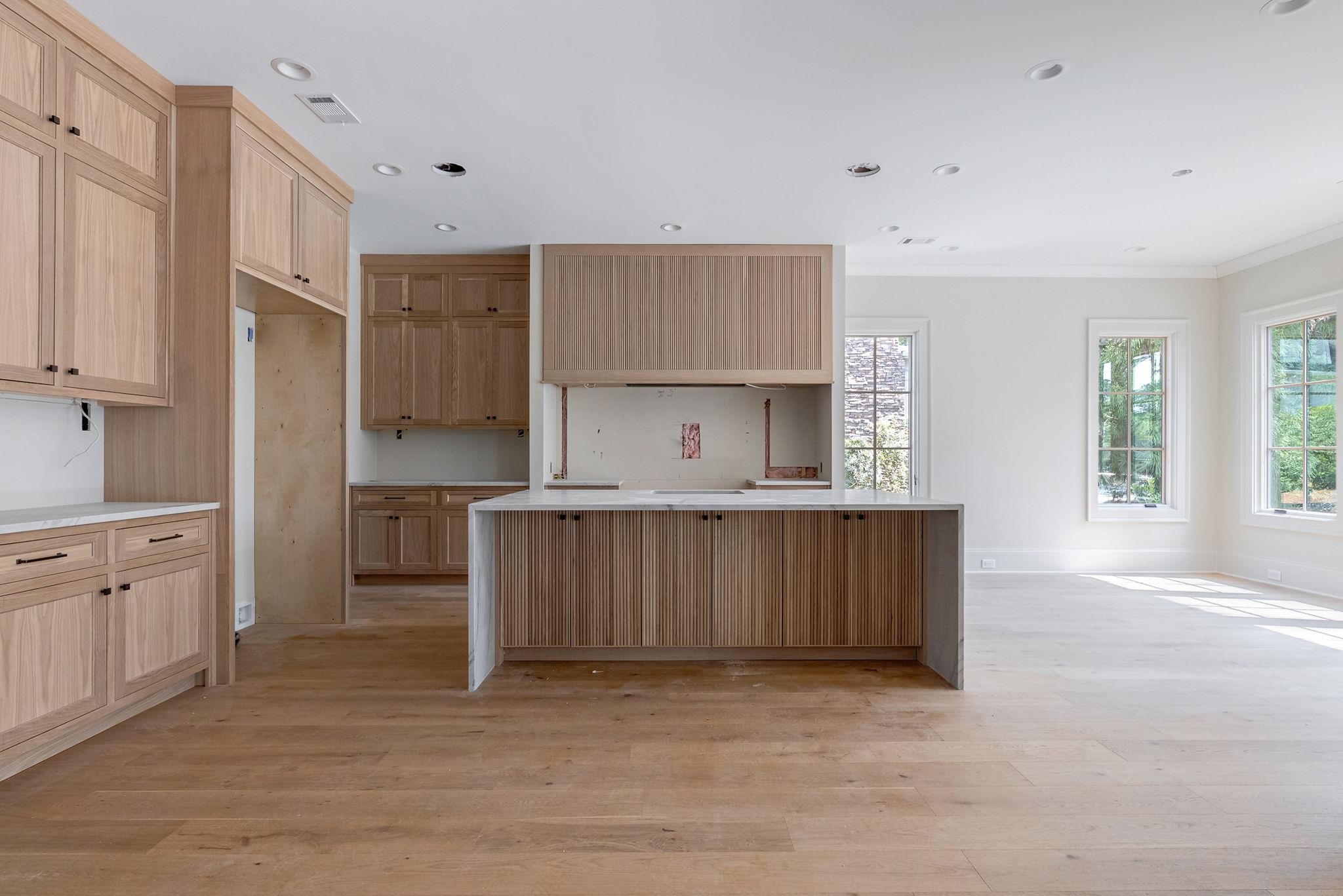 1010 AMASA LANE image 11