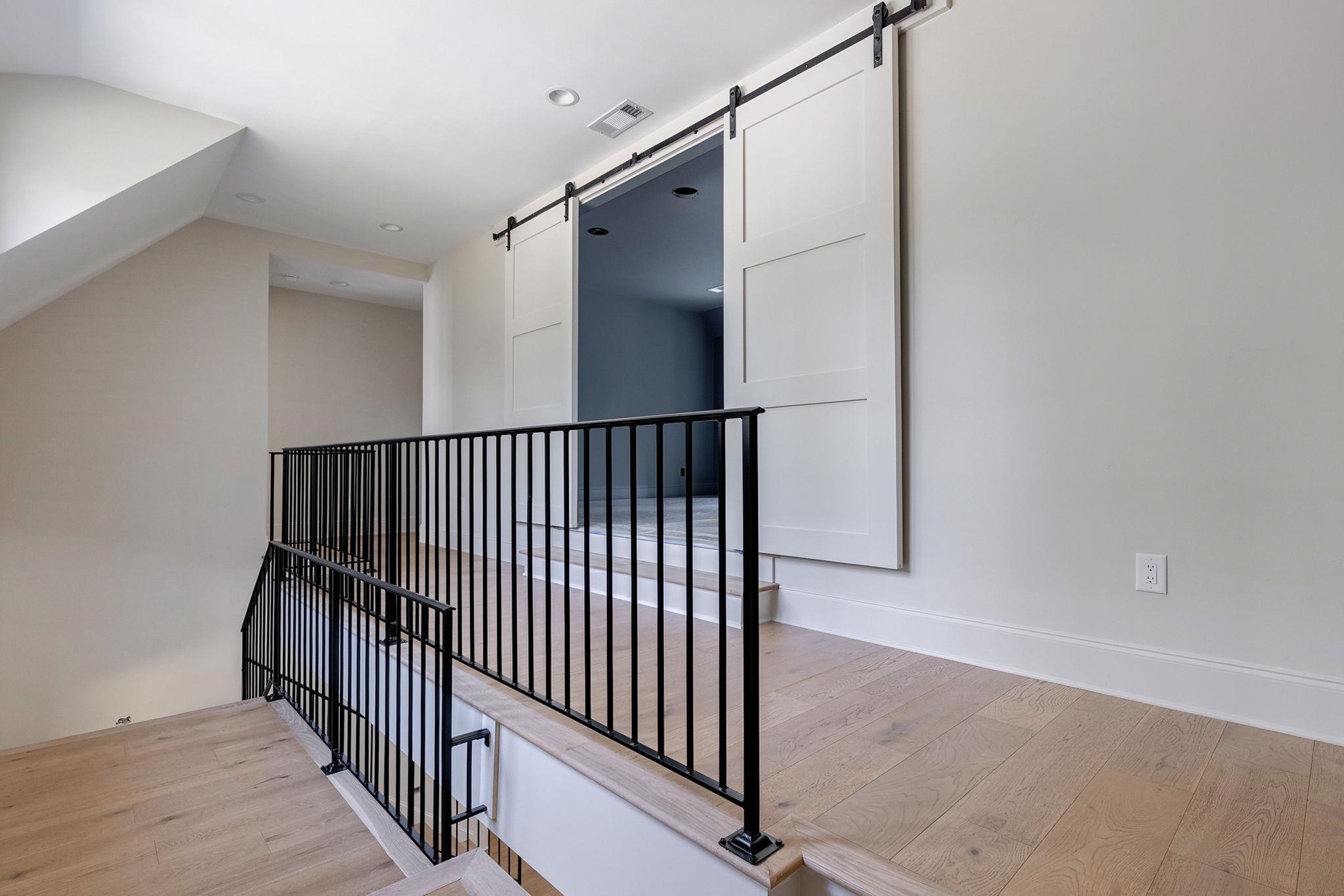 1010 AMASA LANE image 28