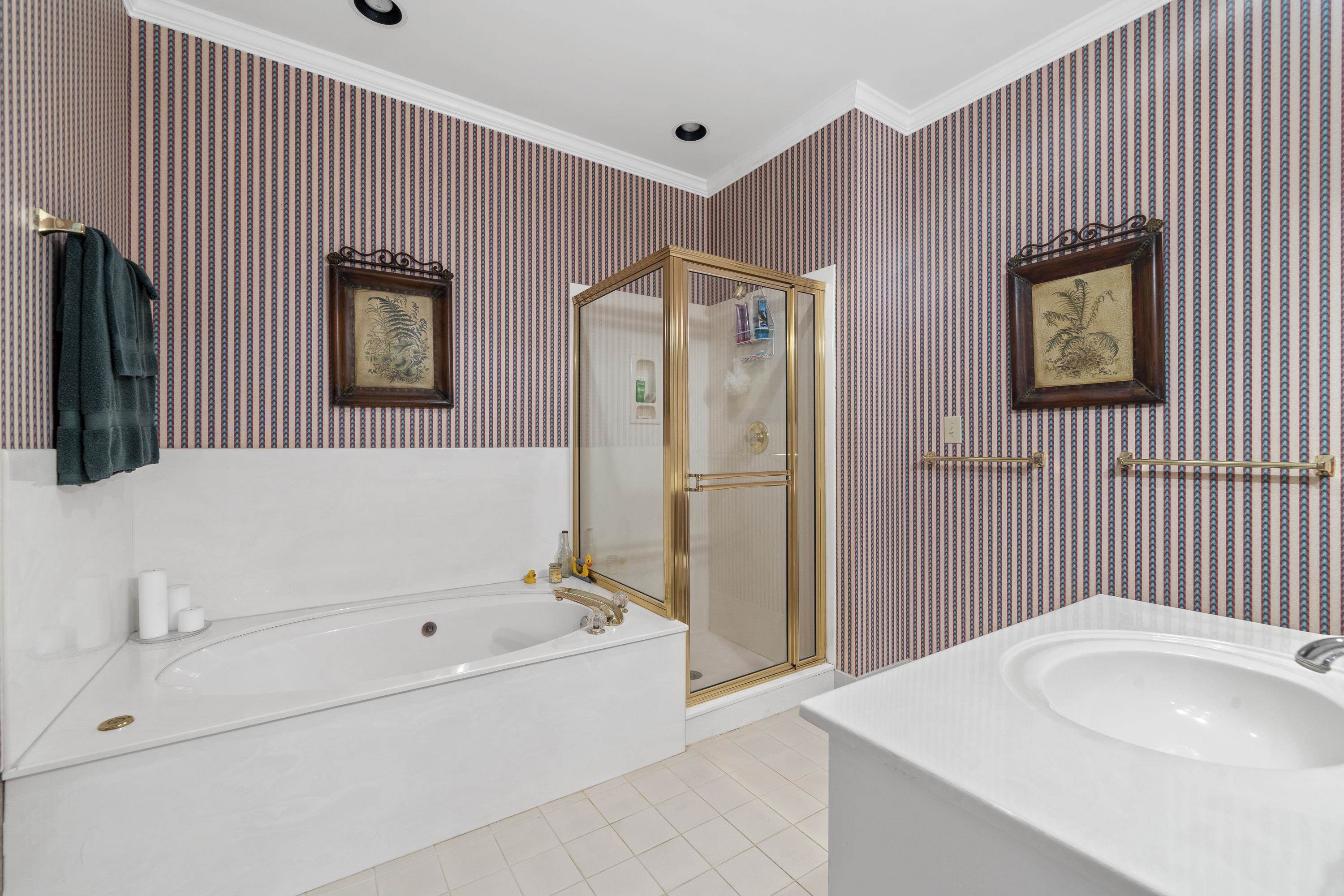 131 OAKTON SOUTH image 26