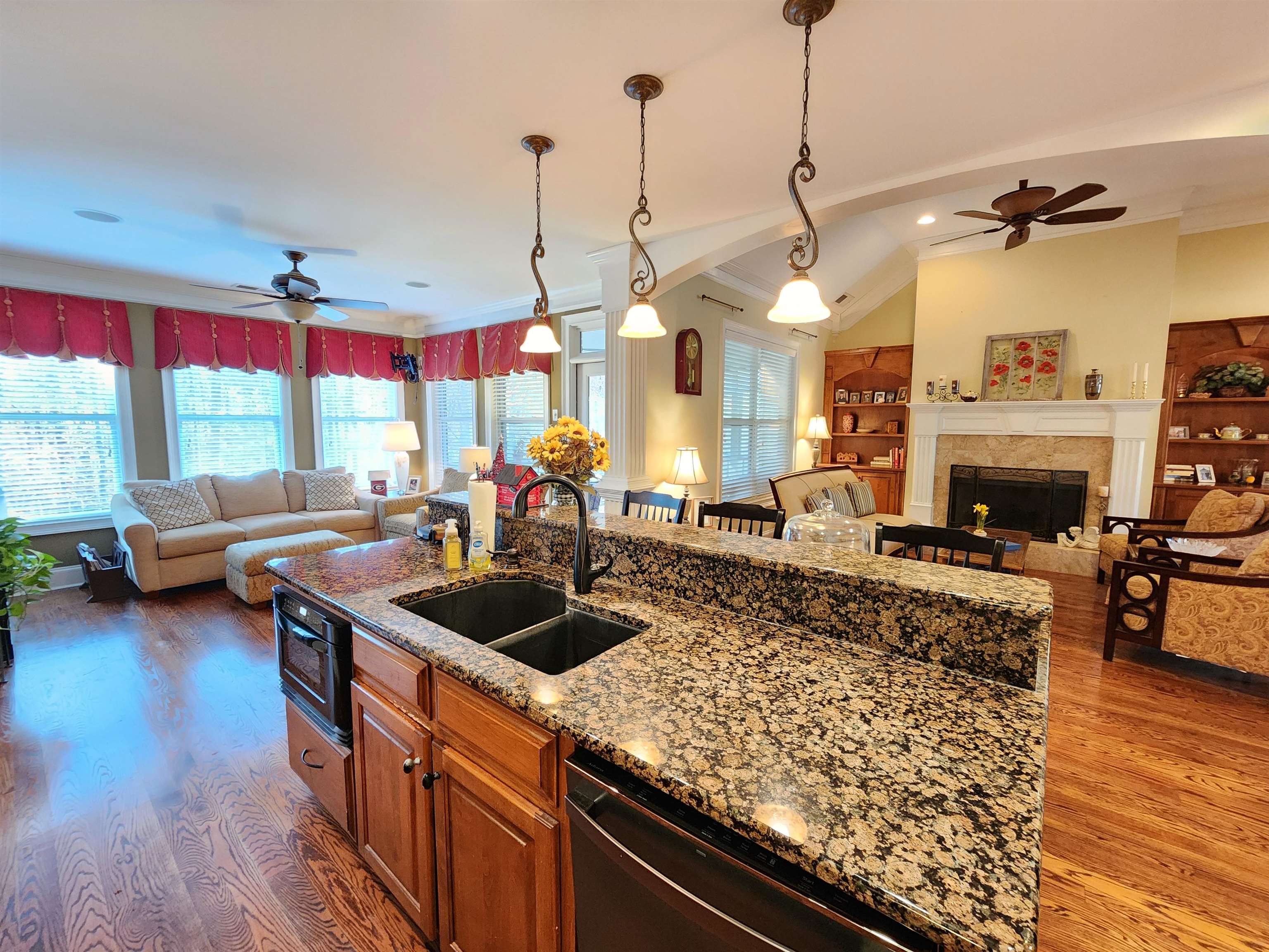 1091 BOULDERCREST WAY image 9