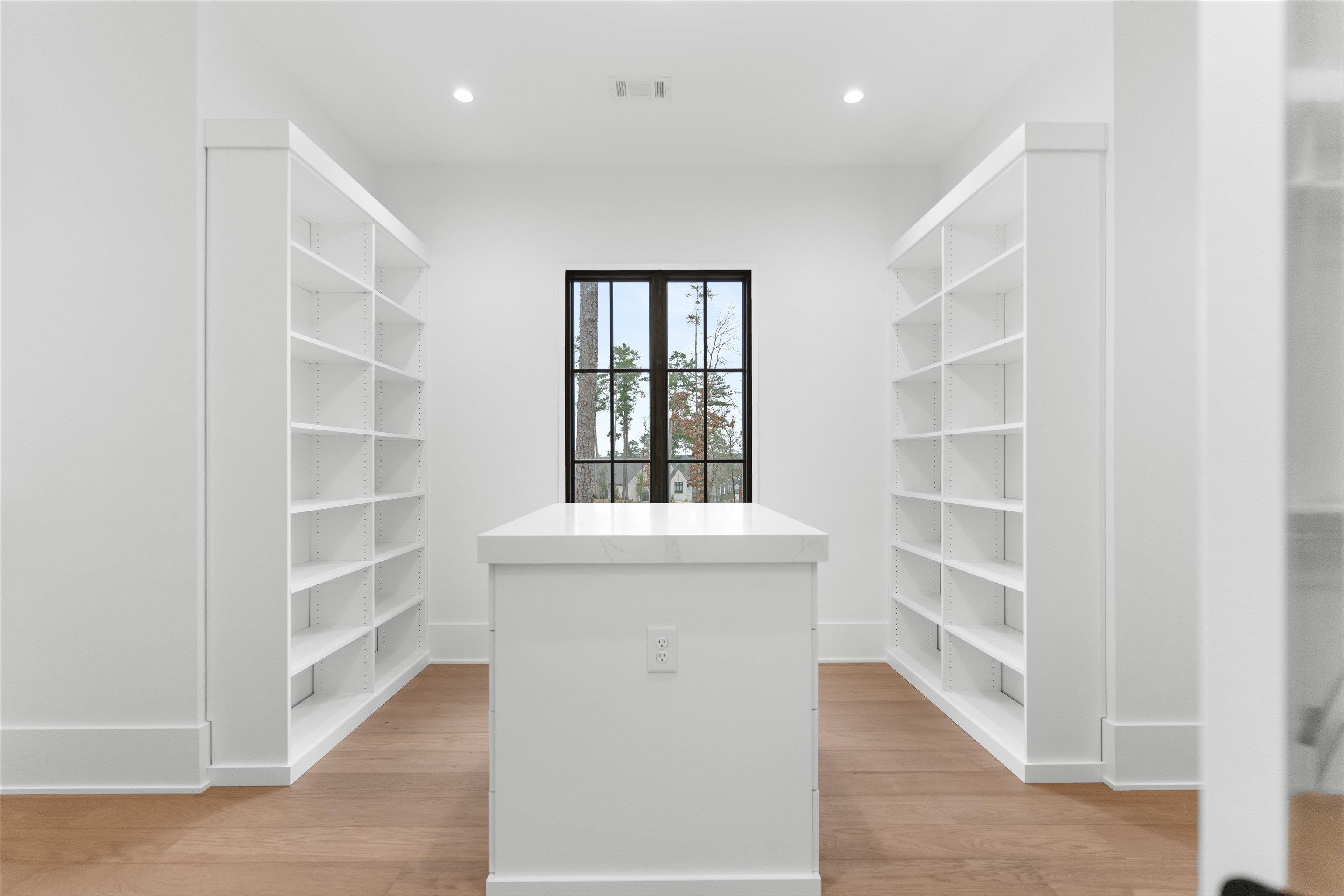 1131 BROADPOINT DRIVE image 39