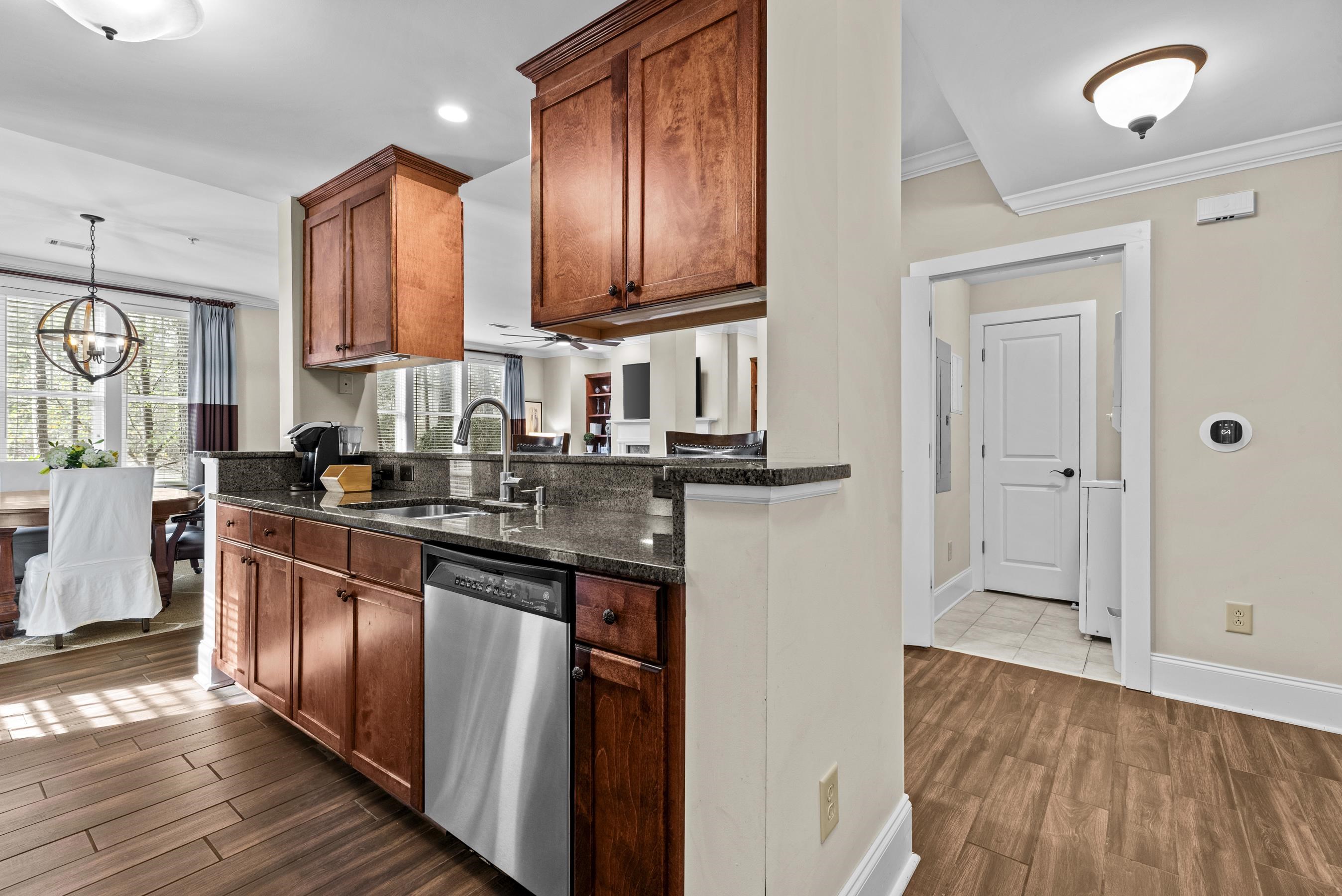 1030A CREEKSIDE image 17