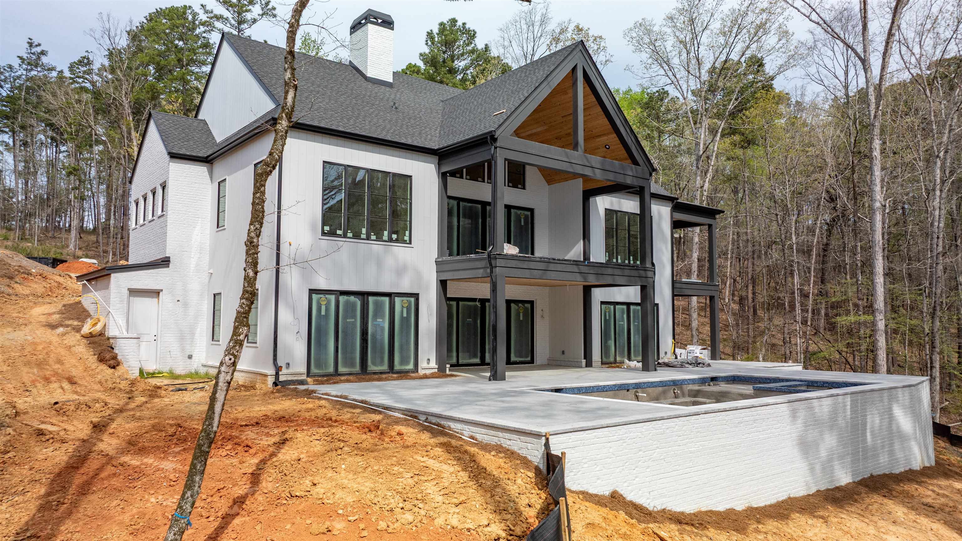 1040 SUNRISE COURT image 3