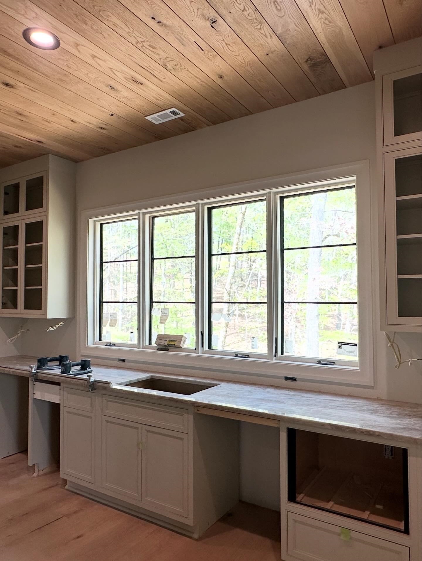 1040 SUNRISE COURT image 5