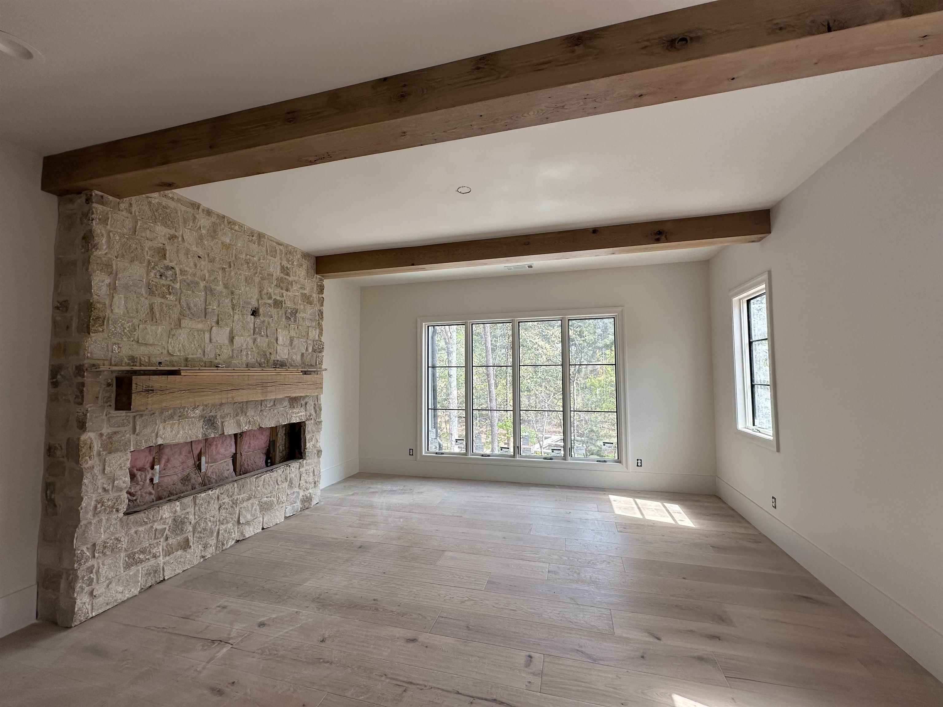 1040 SUNRISE COURT image 10