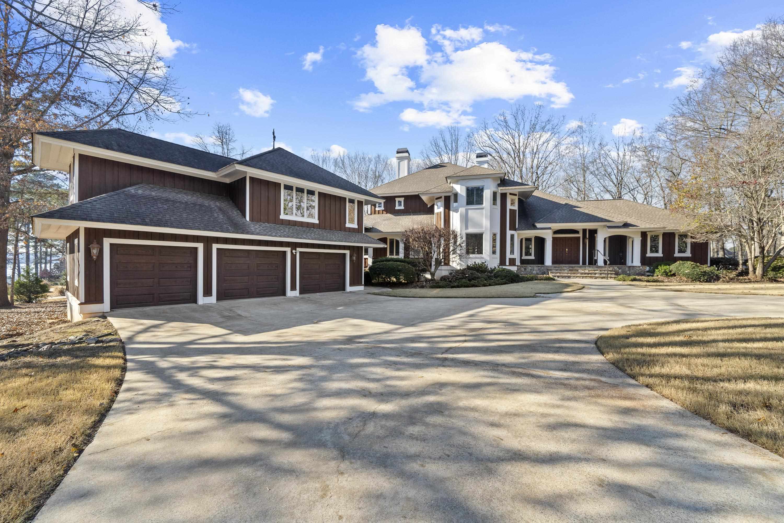 1181 BIG WATER CIRCLE image 17