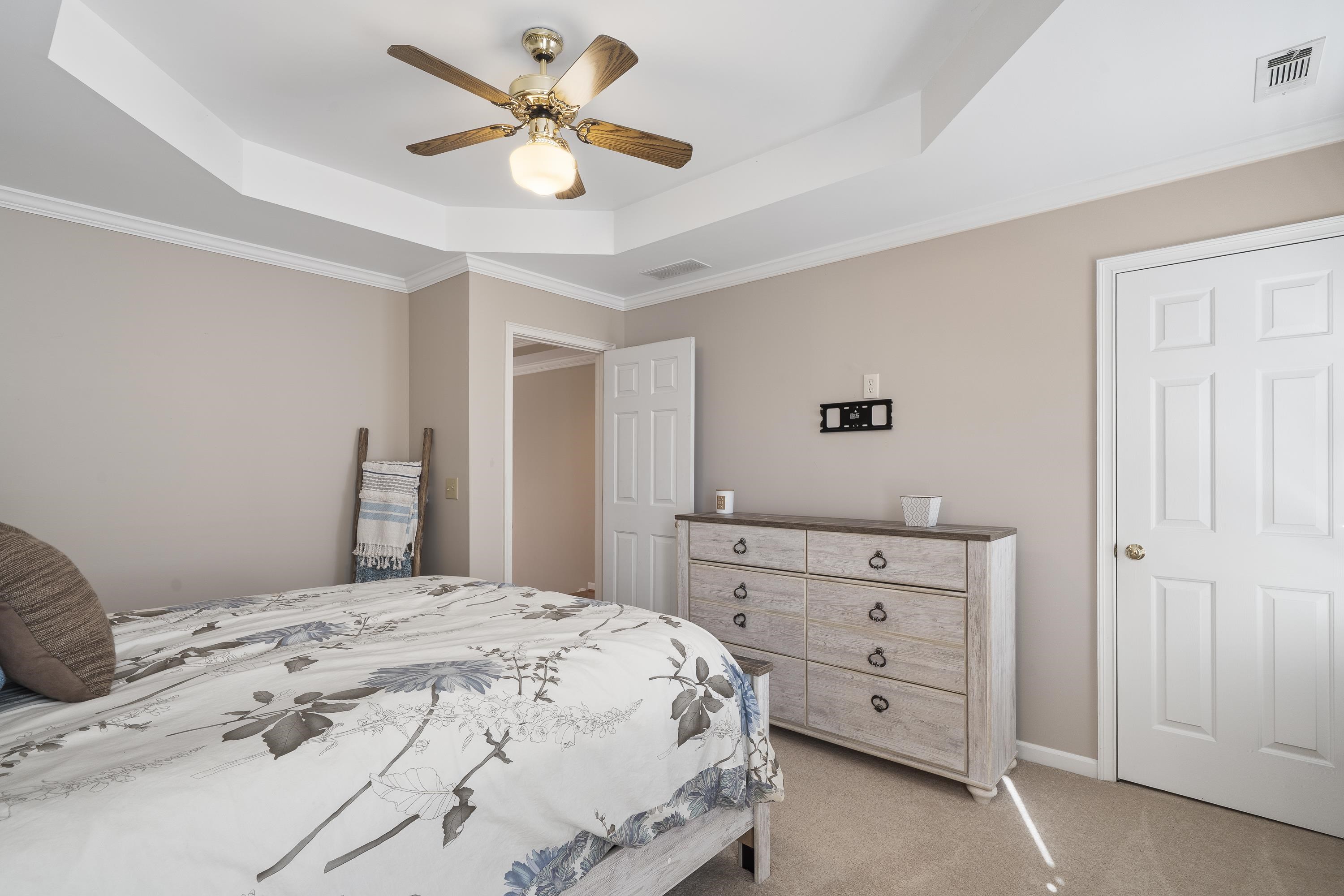 1030 EARLY PLACE image 32