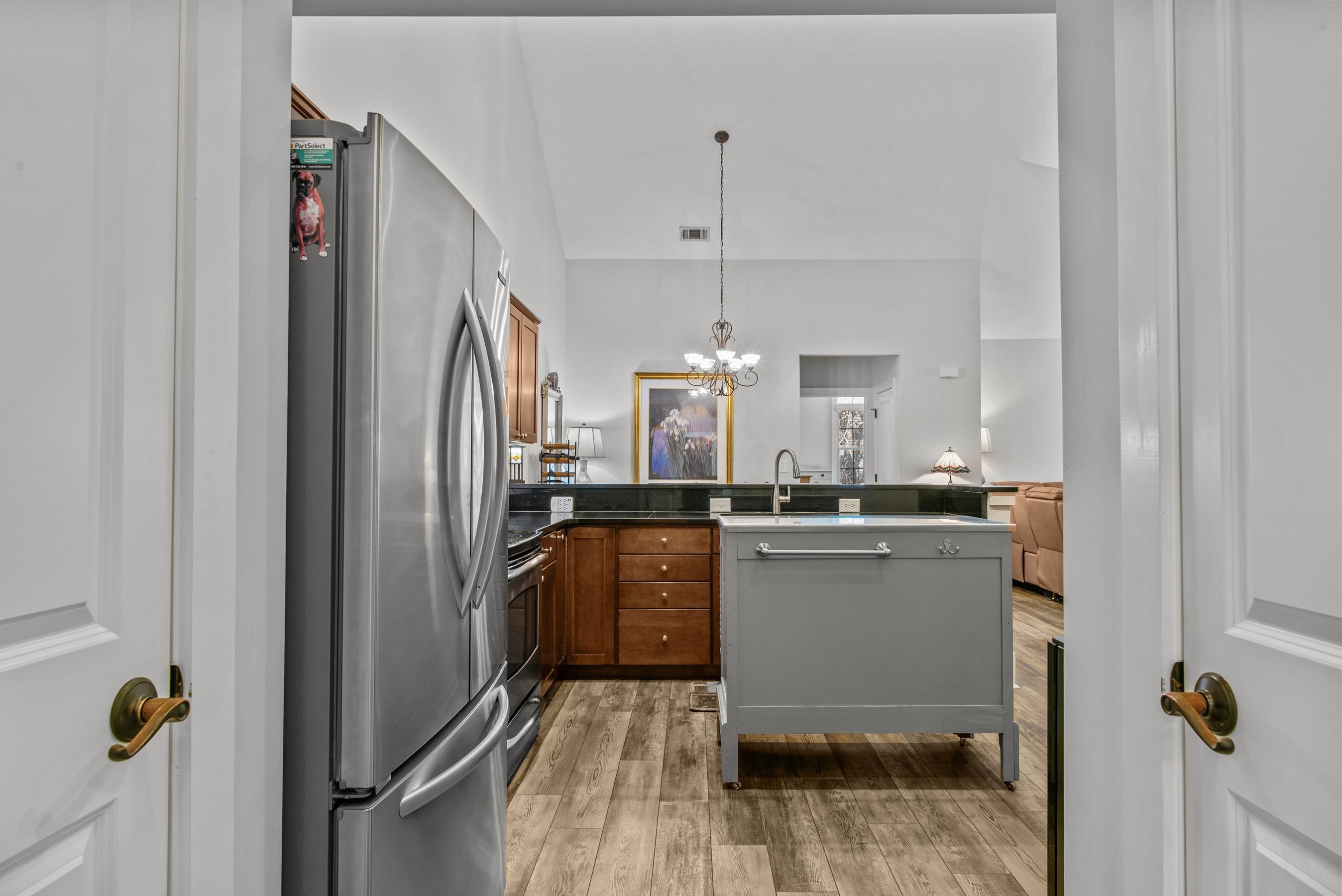 110 EDGEWOOD COURT image 41