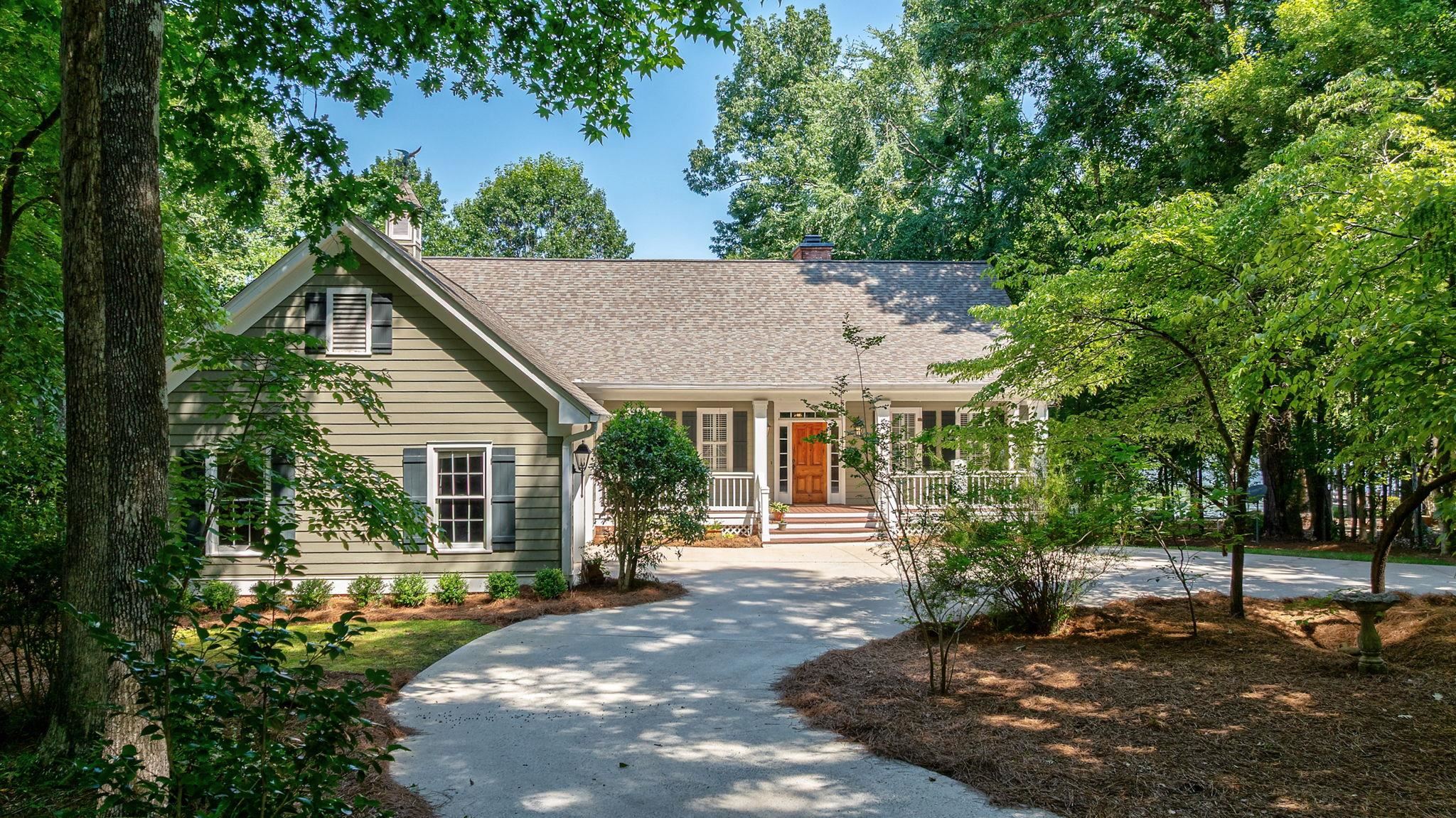 225 REYNOLDS DRIVE image 4