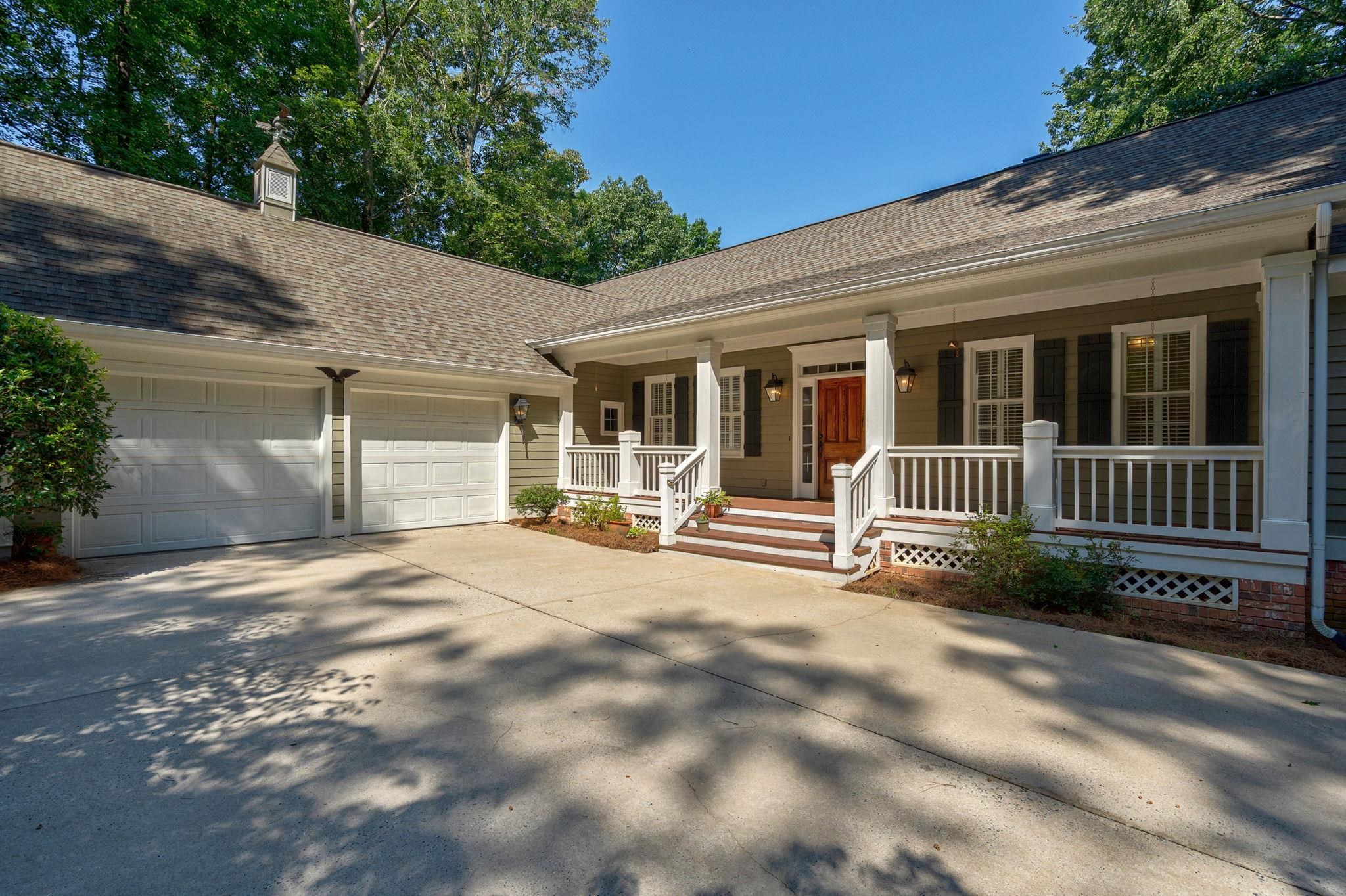 225 REYNOLDS DRIVE image 6