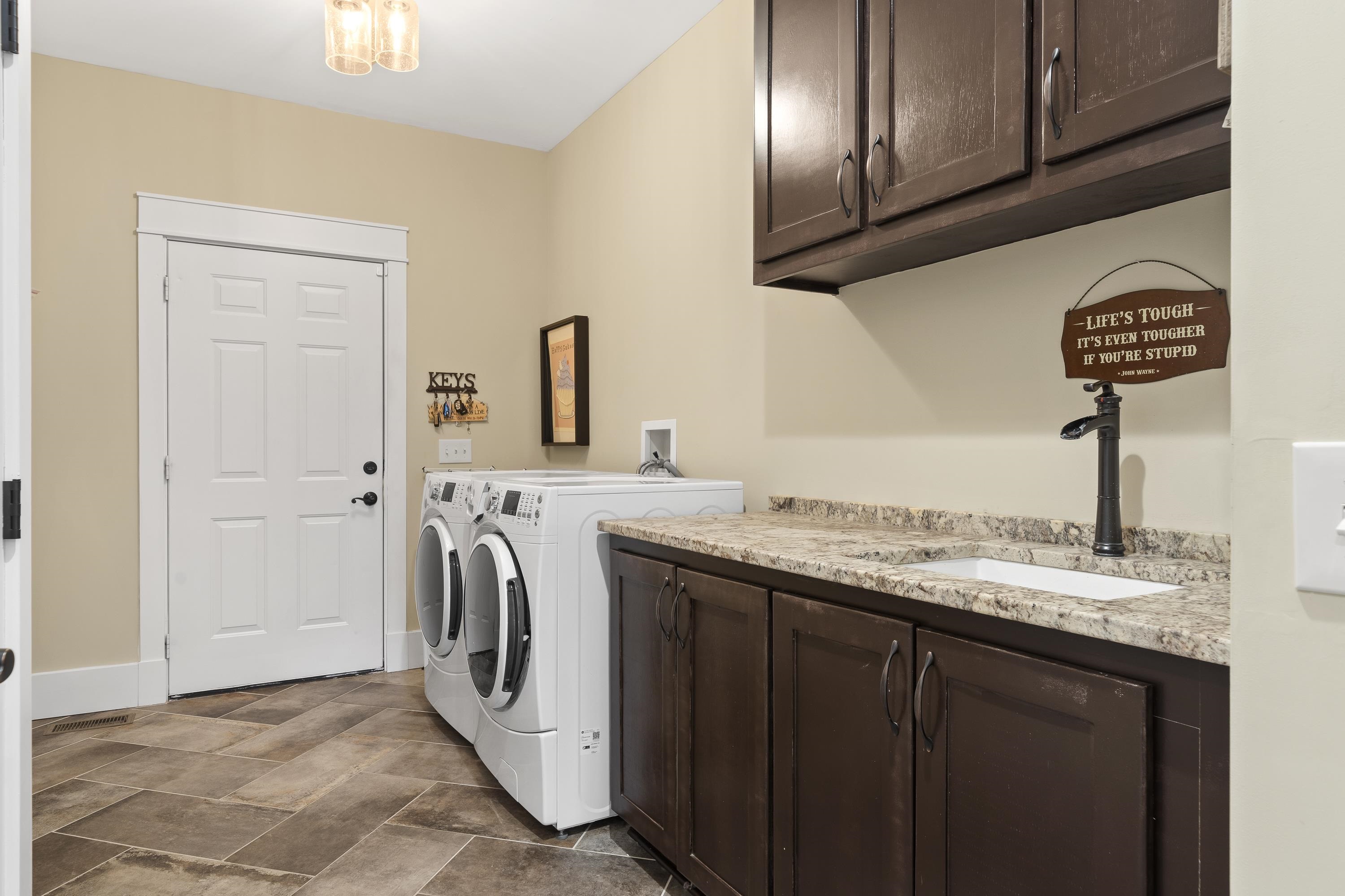 100 CAMELREST LANE image 21