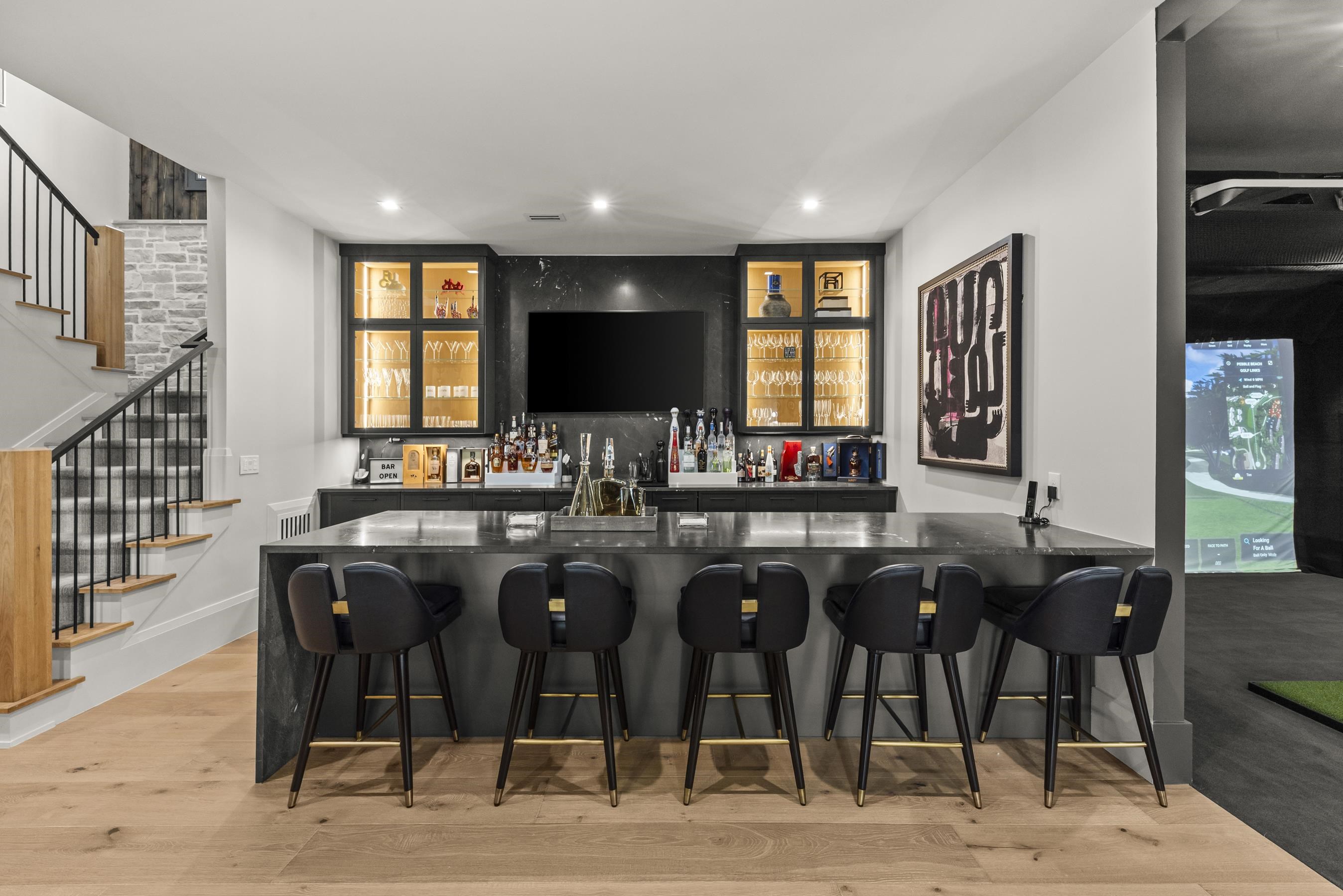 1131 NEARY RIDGE image 42