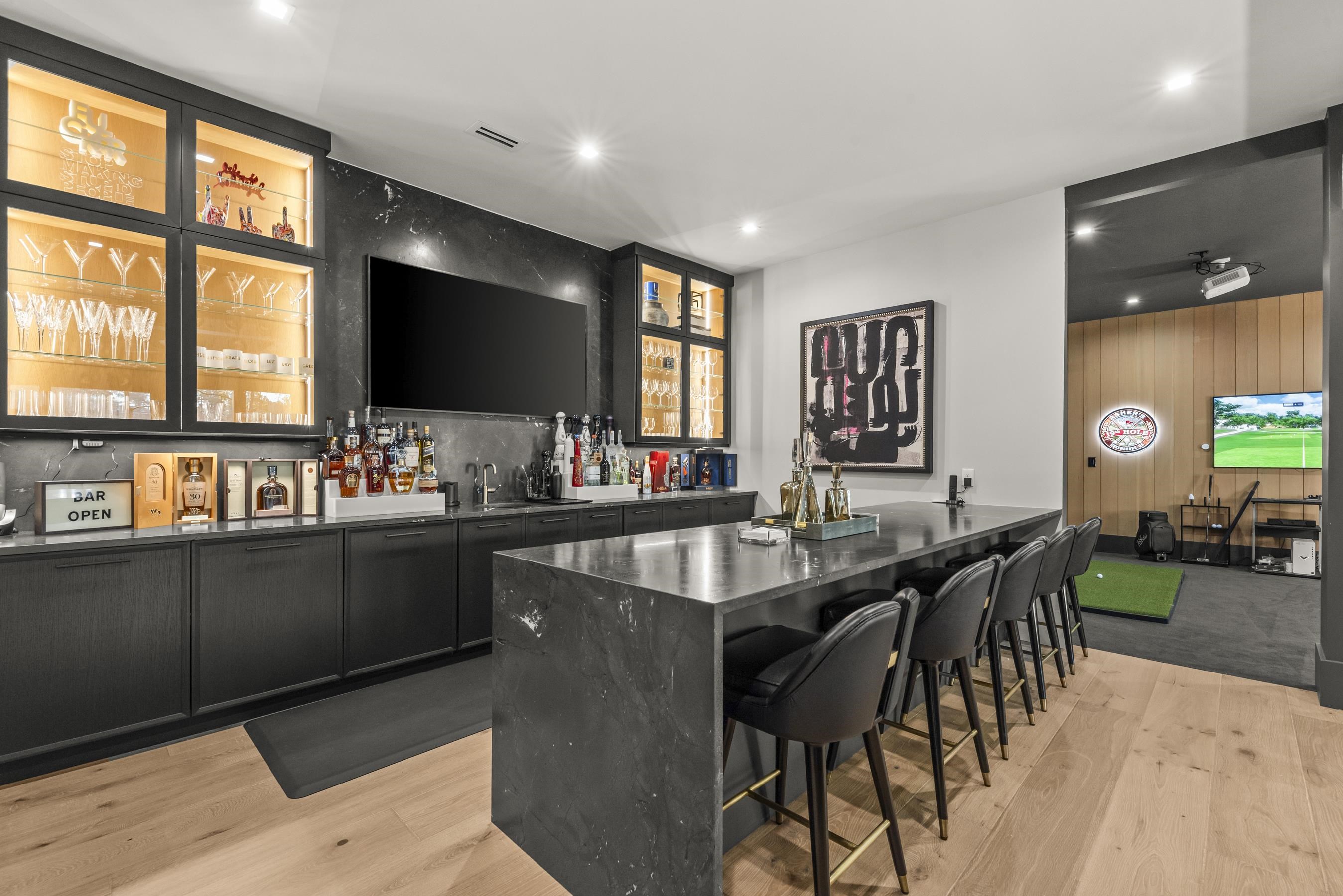 1131 NEARY RIDGE image 43