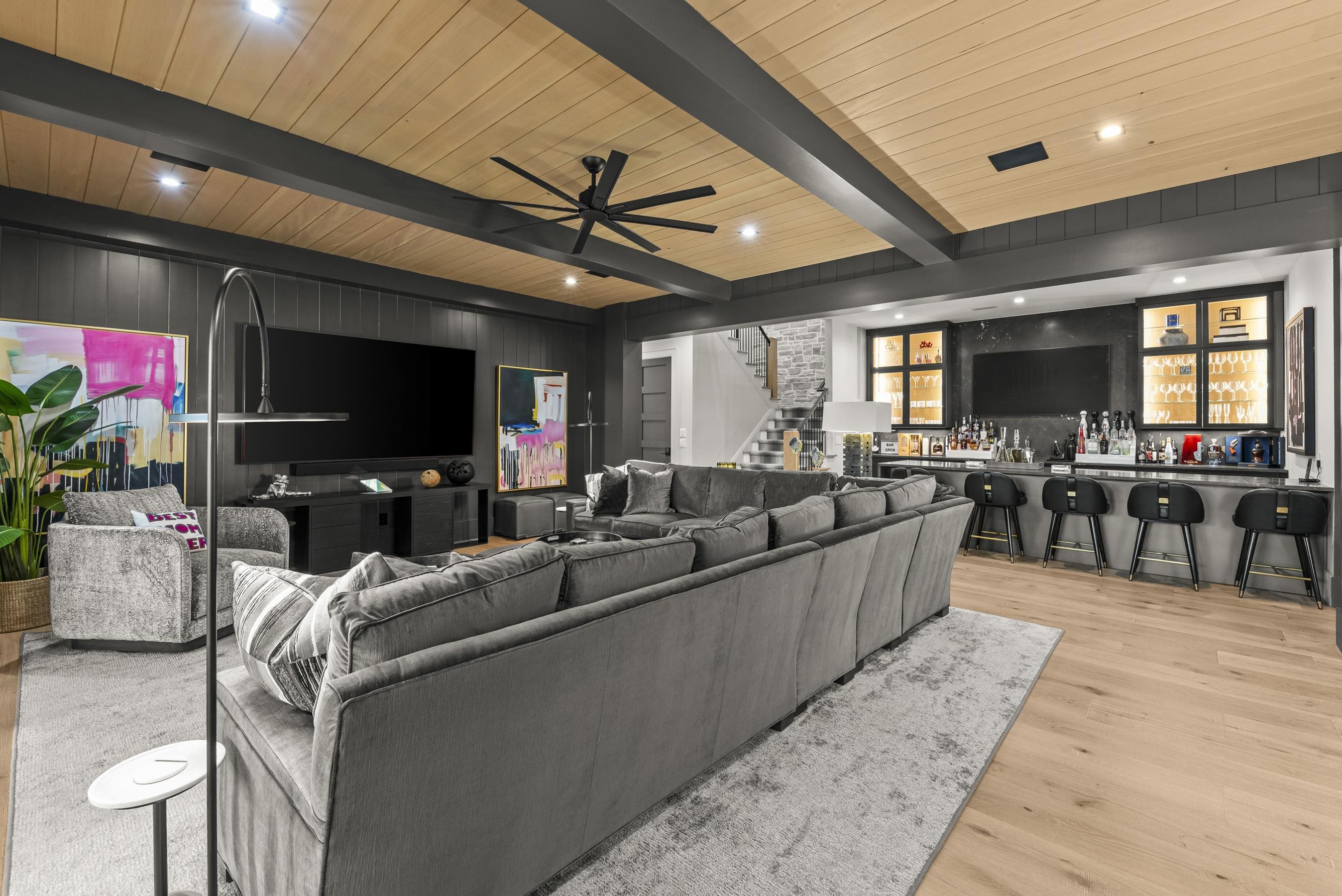 1131 NEARY RIDGE image 47