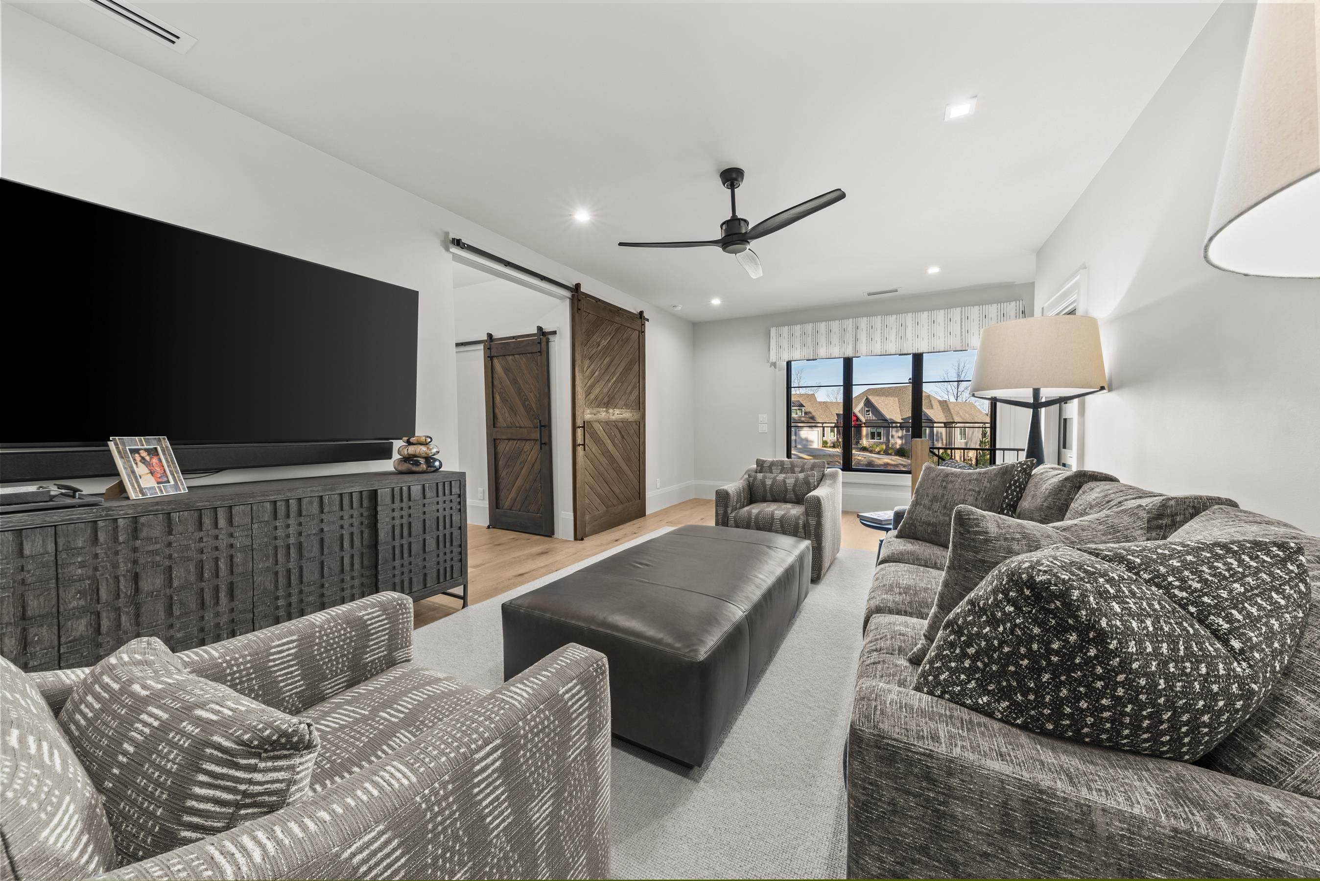 1131 NEARY RIDGE image 62