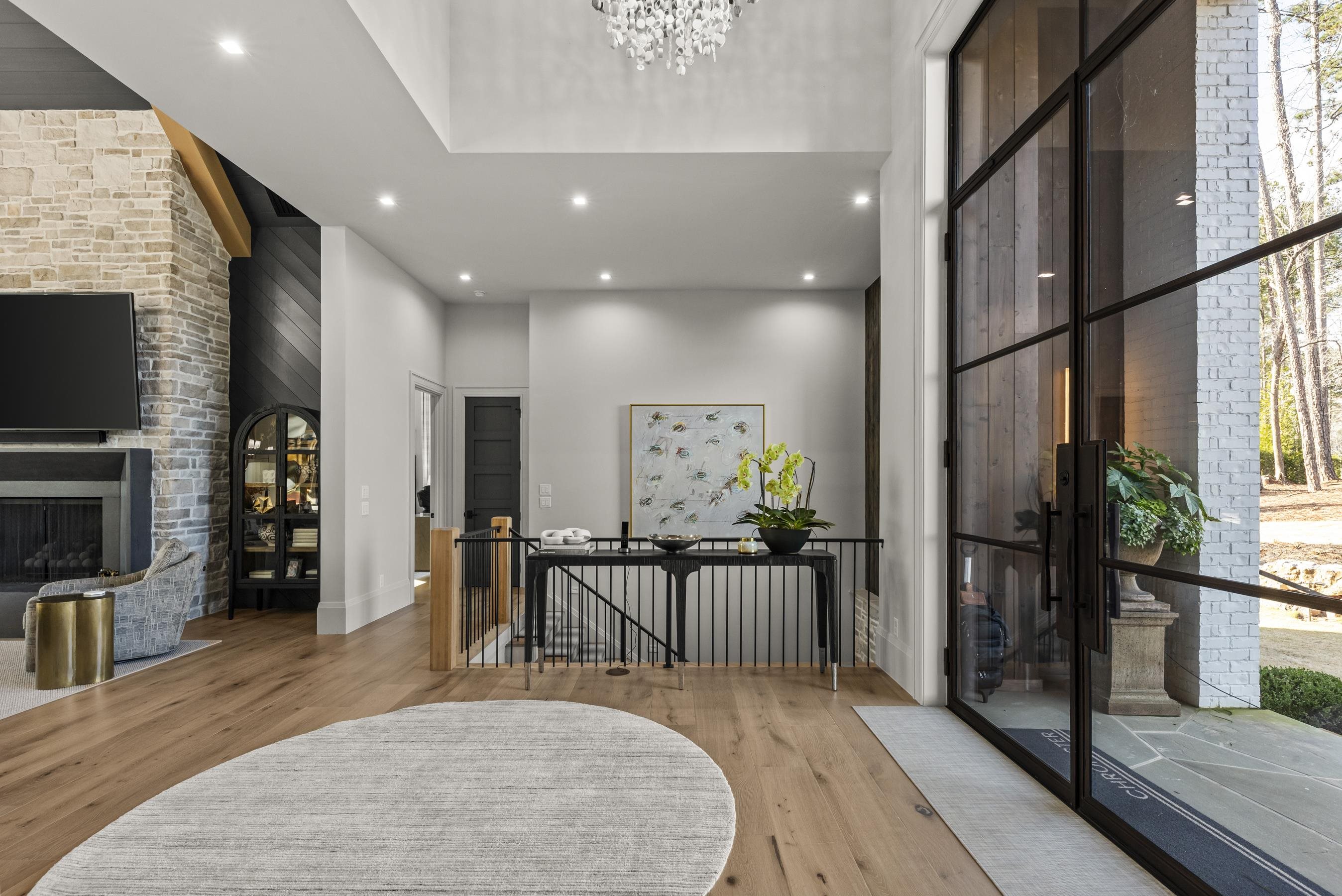 1131 NEARY RIDGE image 9