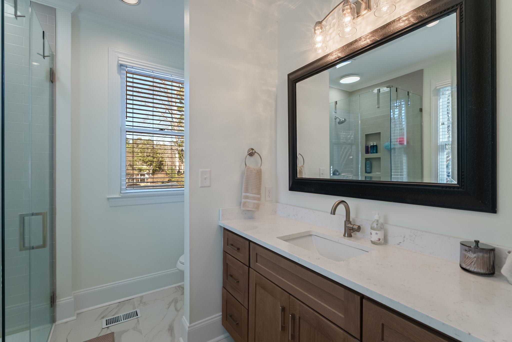 1030 VILLAGE LOOP image 14