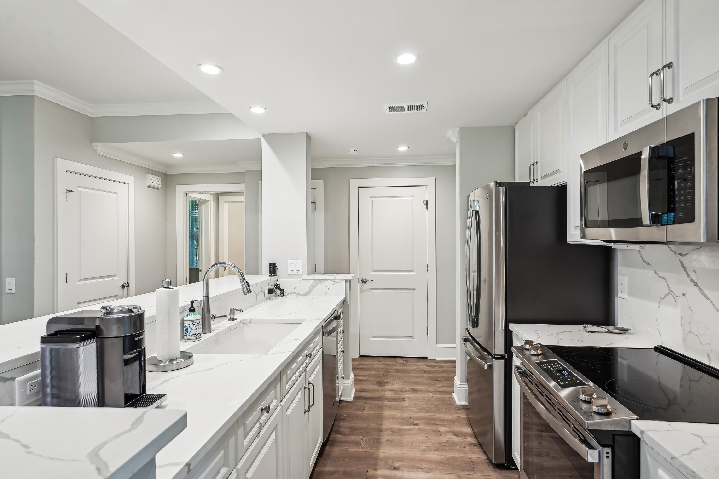 1050A TAILWATER image 20