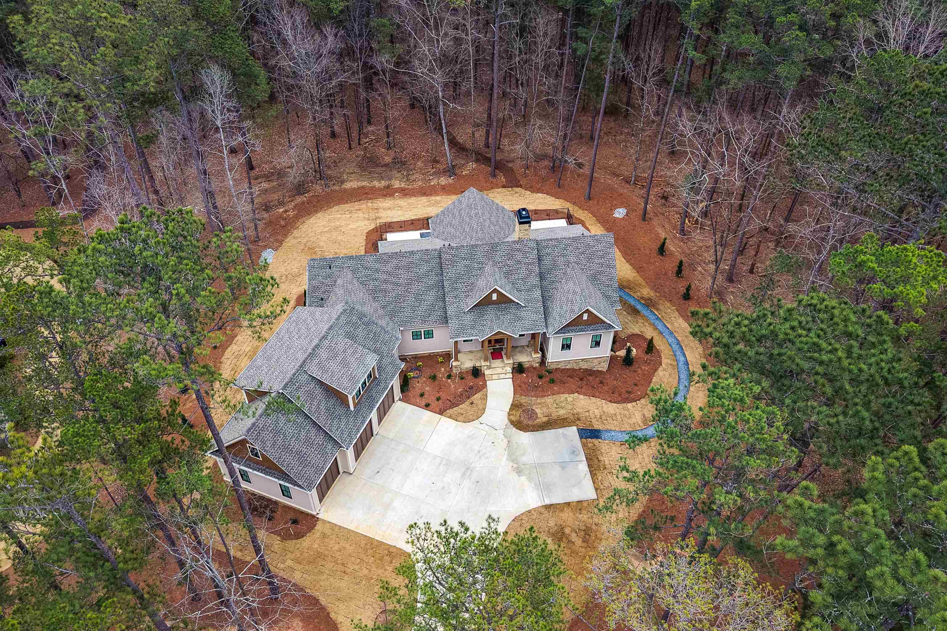 1040 PARROTTS COVE image 2