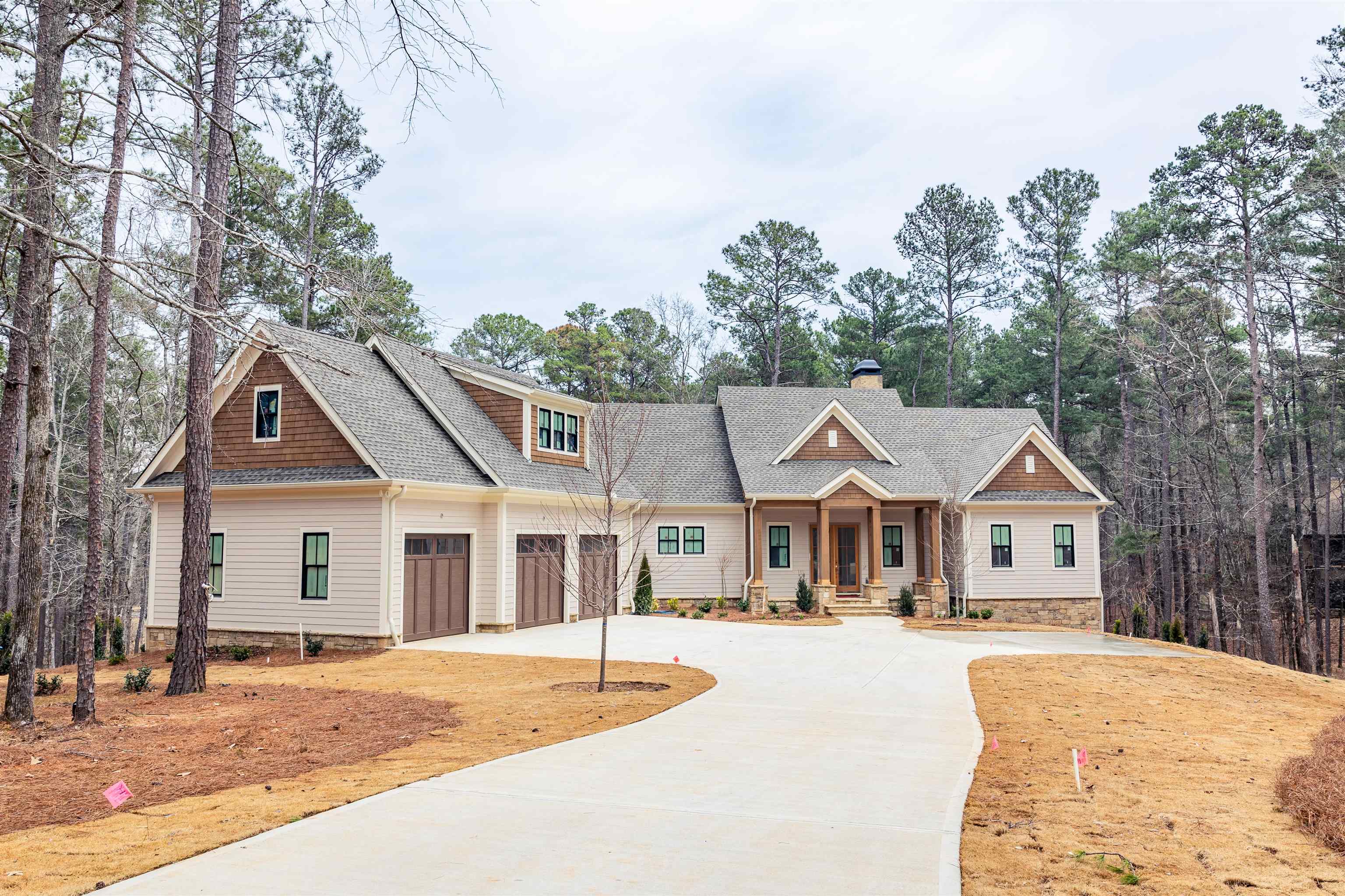 1040 PARROTTS COVE image 17