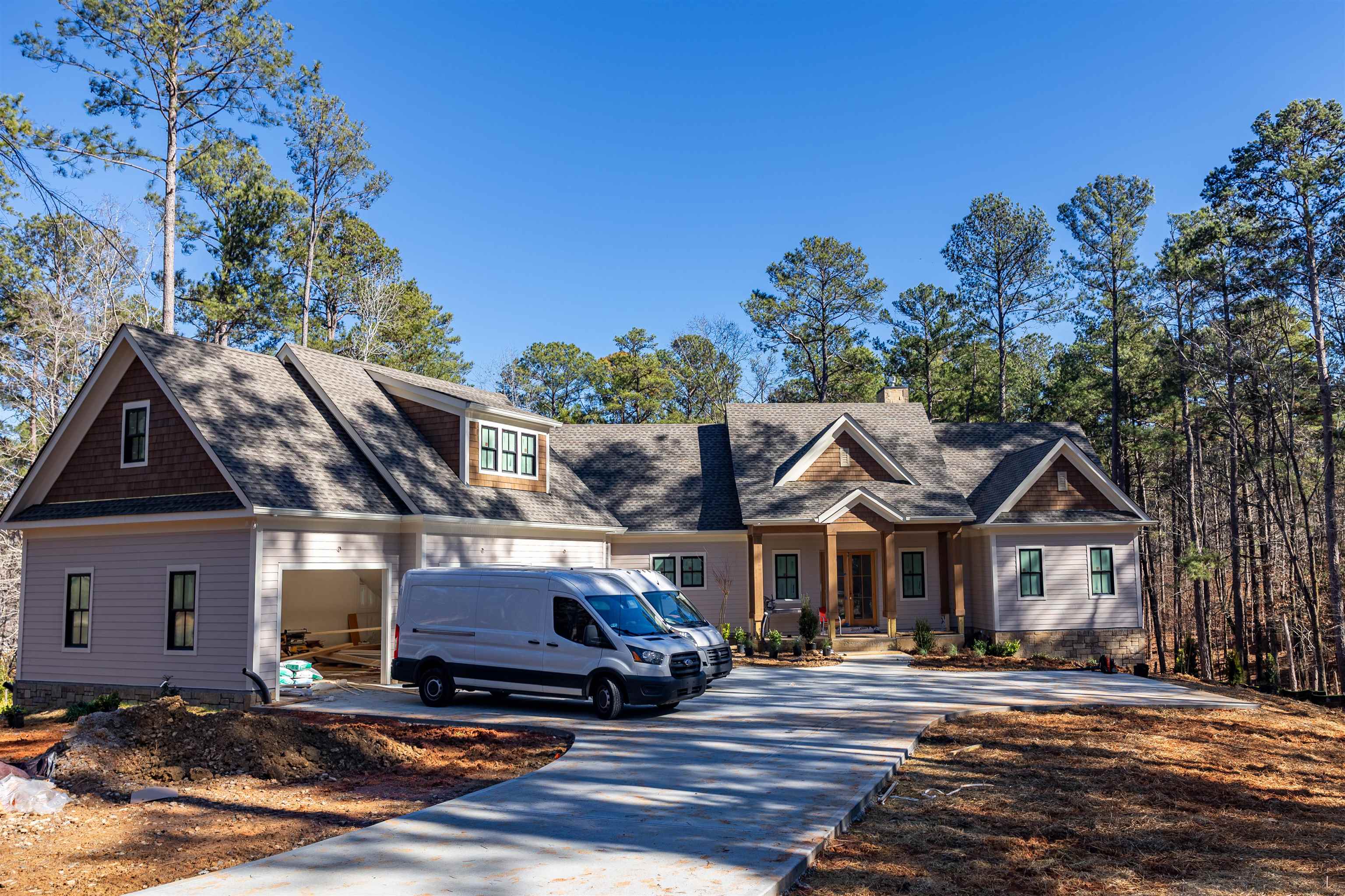 1040 PARROTTS COVE image 9