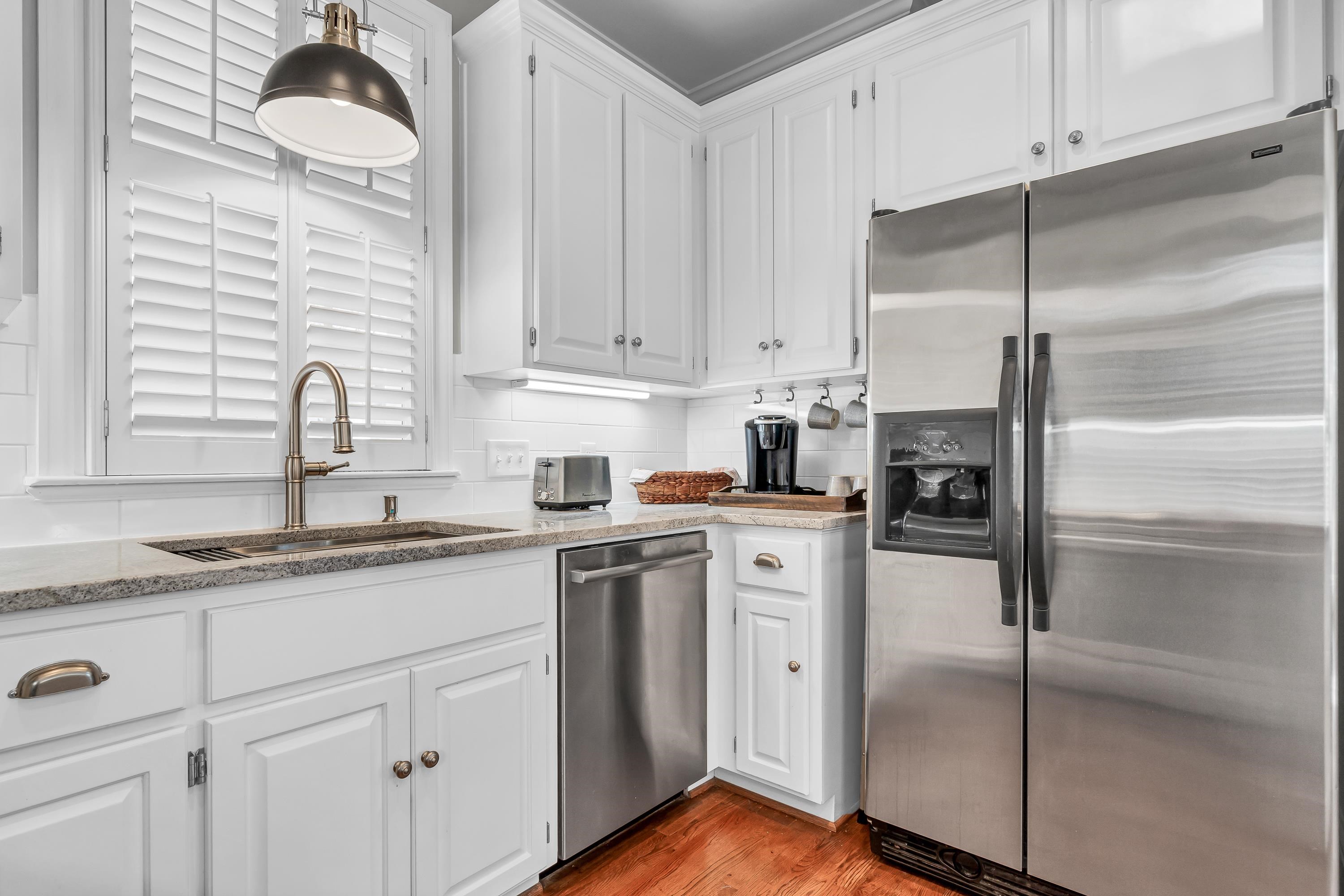 110 SEVEN OAKS WAY image 20