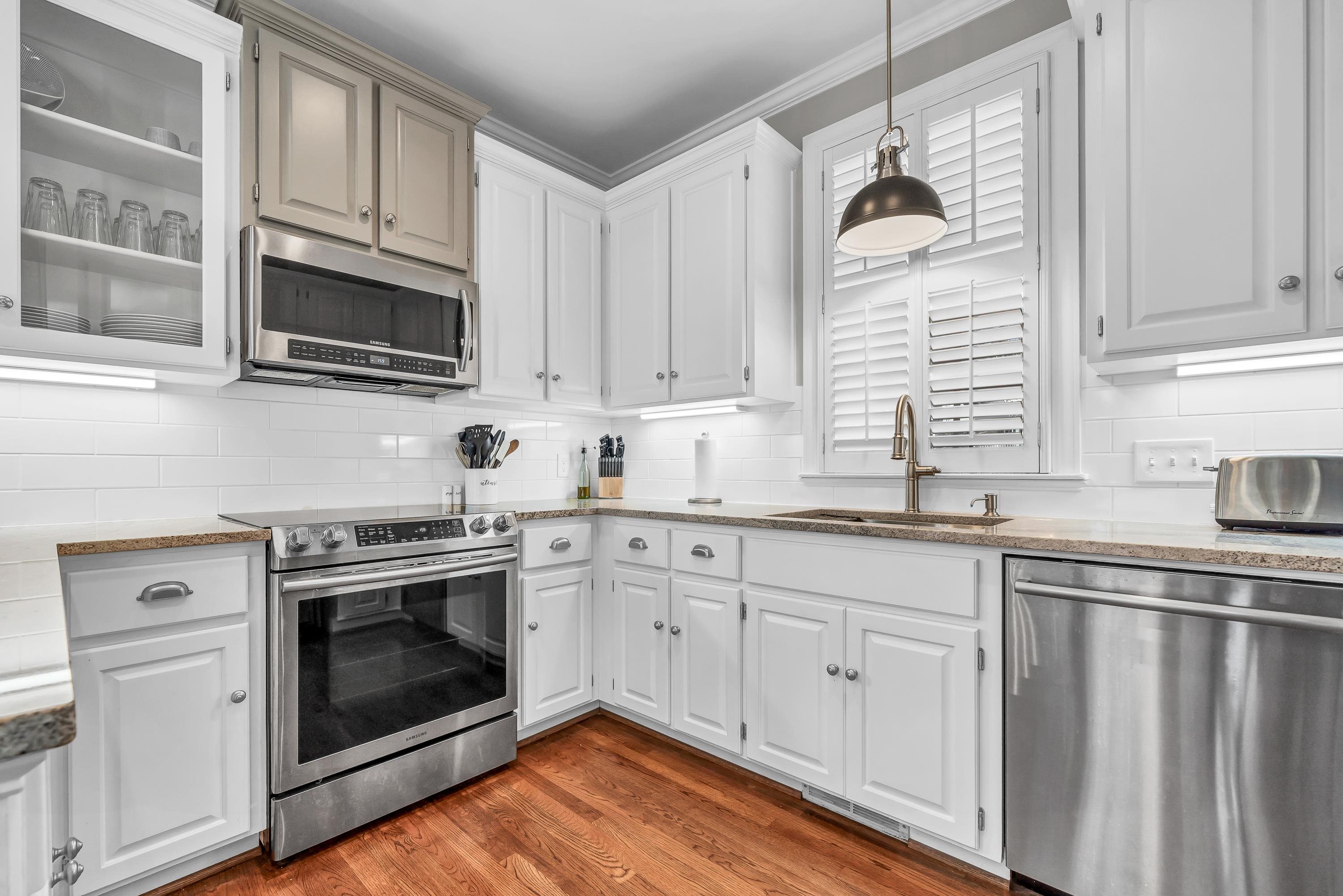 110 SEVEN OAKS WAY image 21