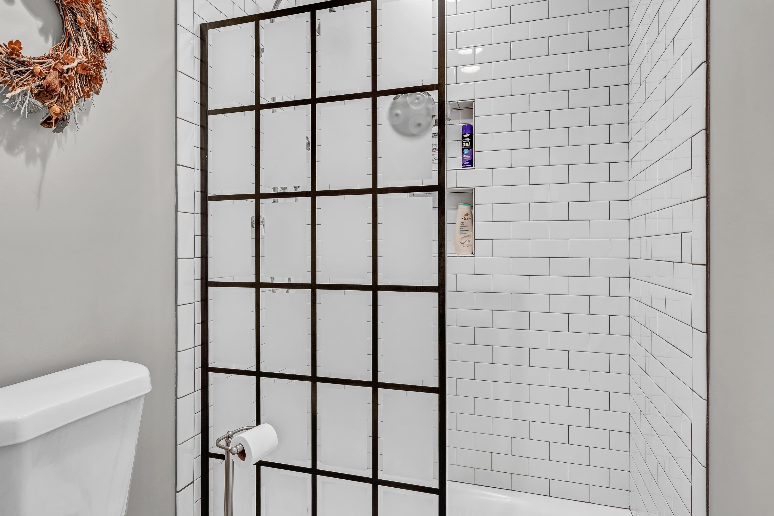 110 SEVEN OAKS WAY image 36