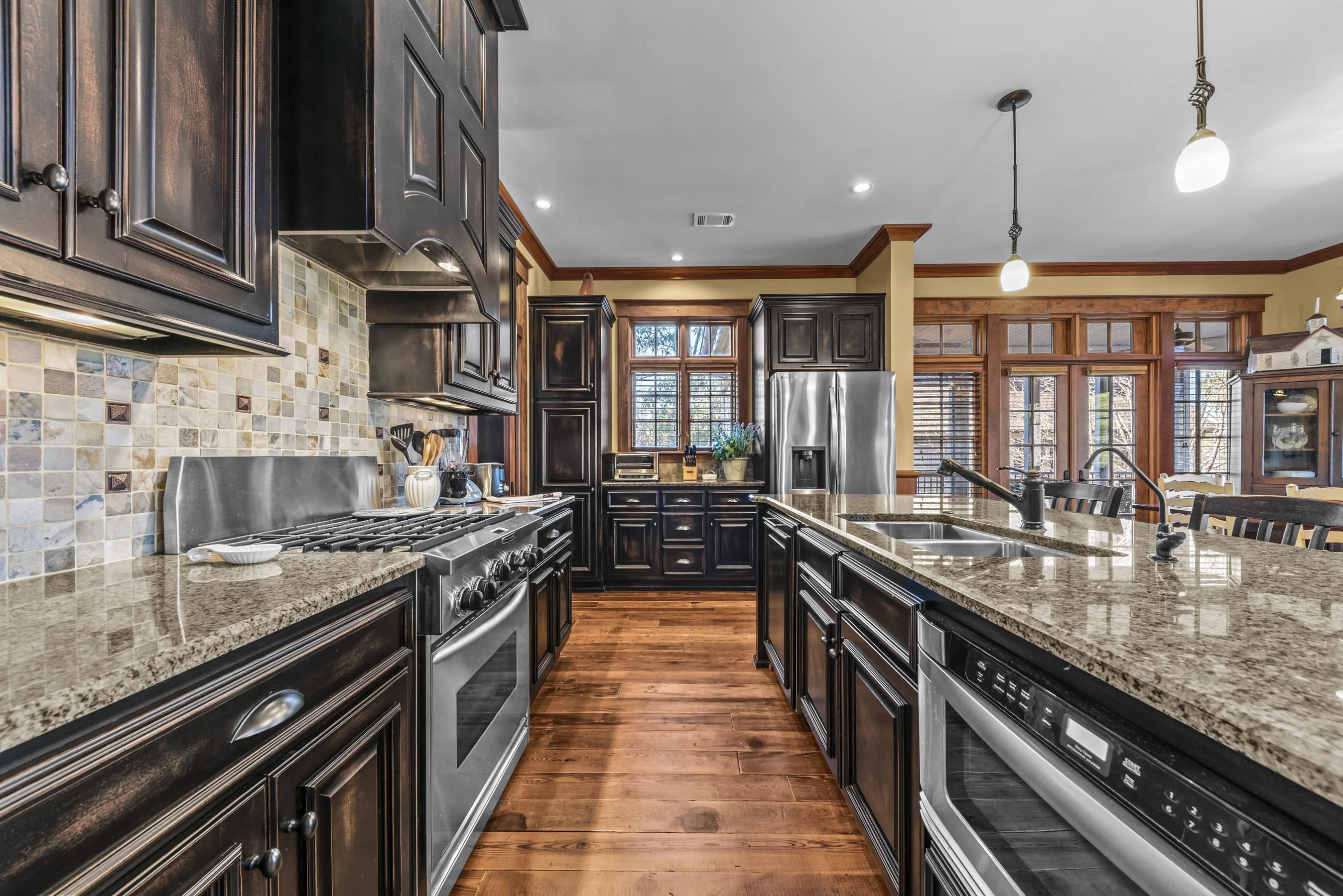 1230 COTTAGE LANE EAST image 12