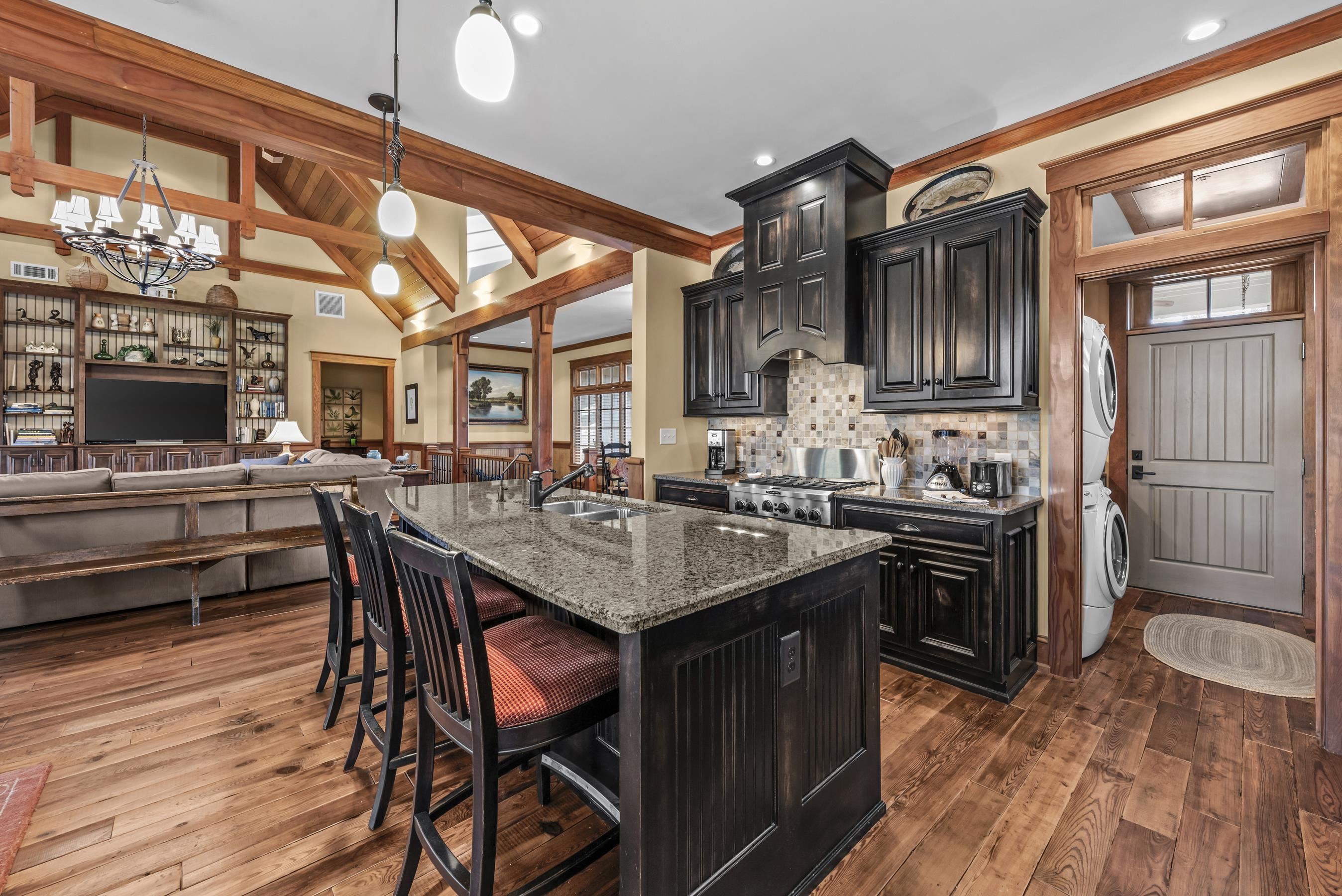 1230 COTTAGE LANE EAST image 15