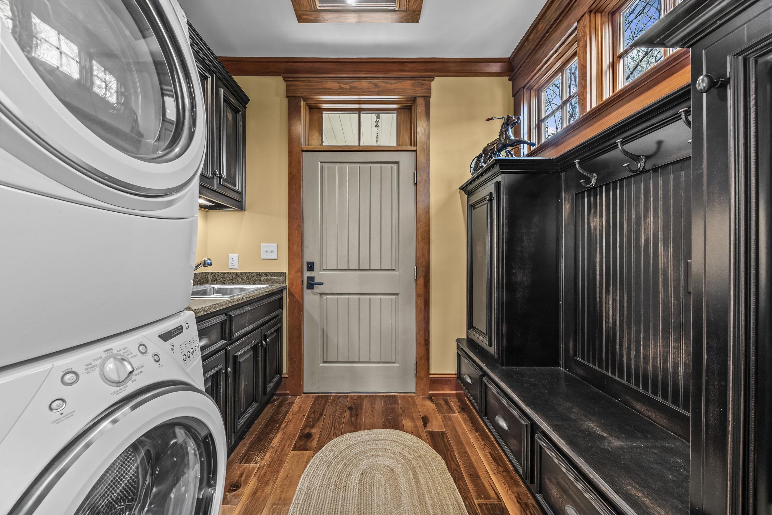 1230 COTTAGE LANE EAST image 16