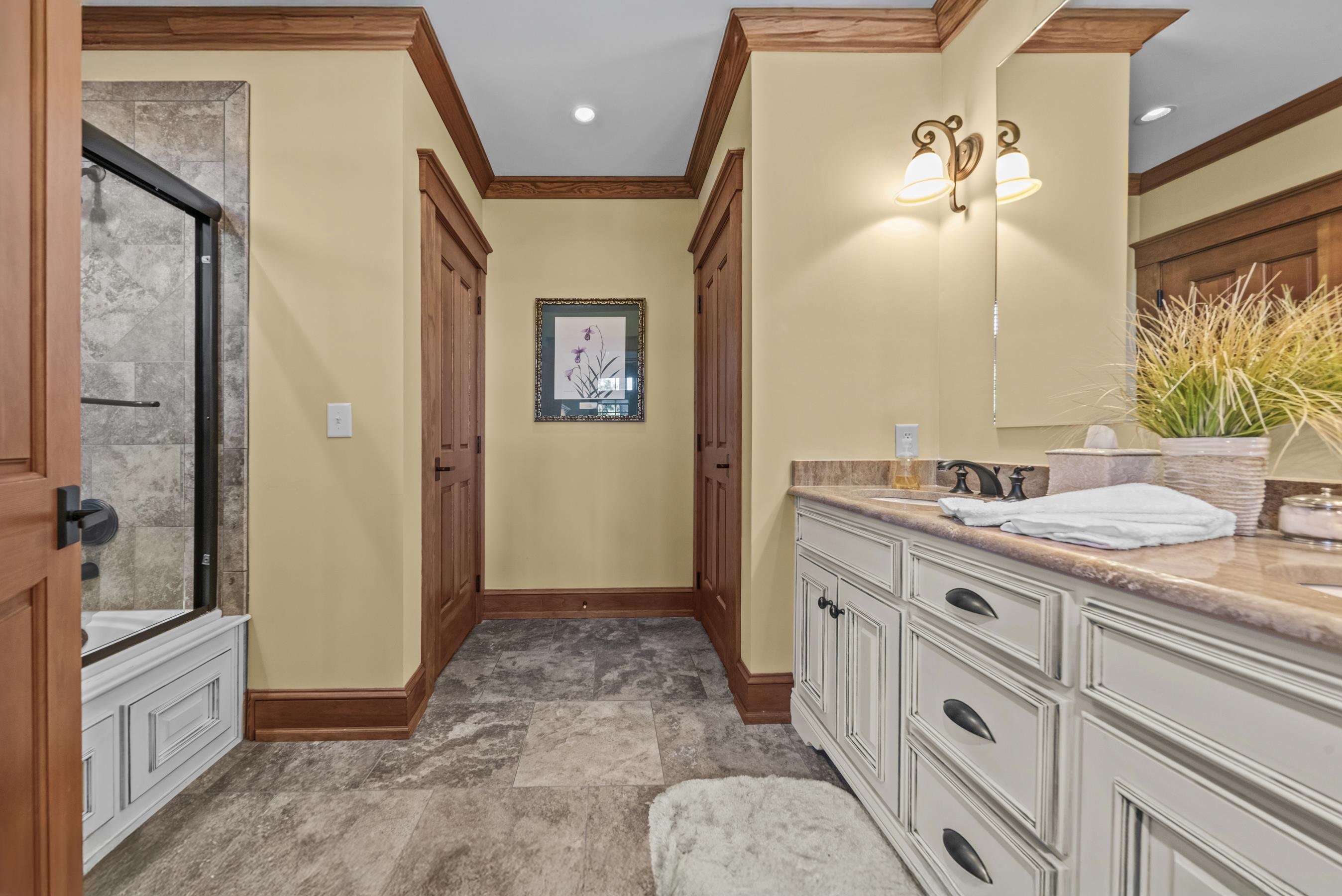 1230 COTTAGE LANE EAST image 50