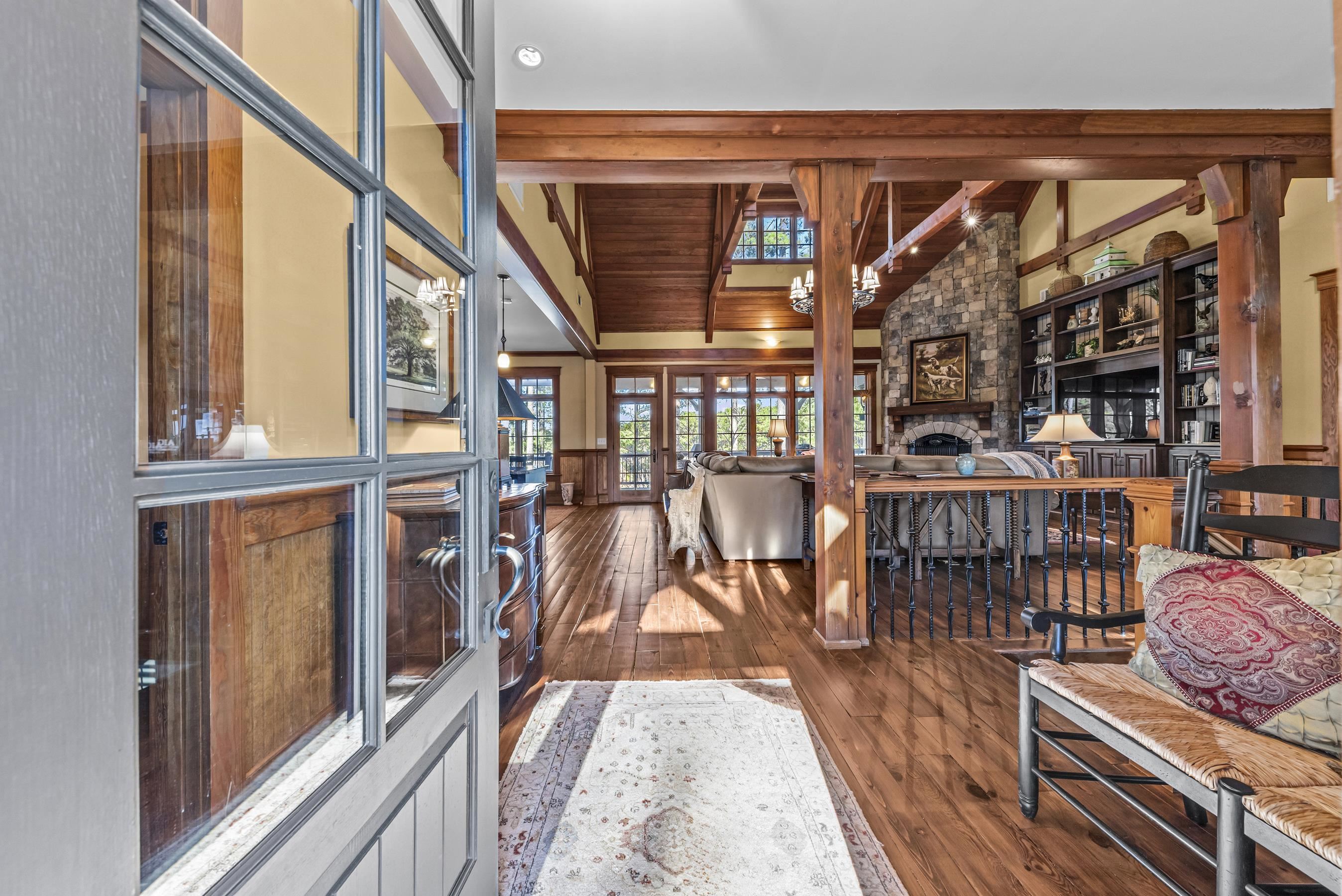 1230 COTTAGE LANE EAST image 6