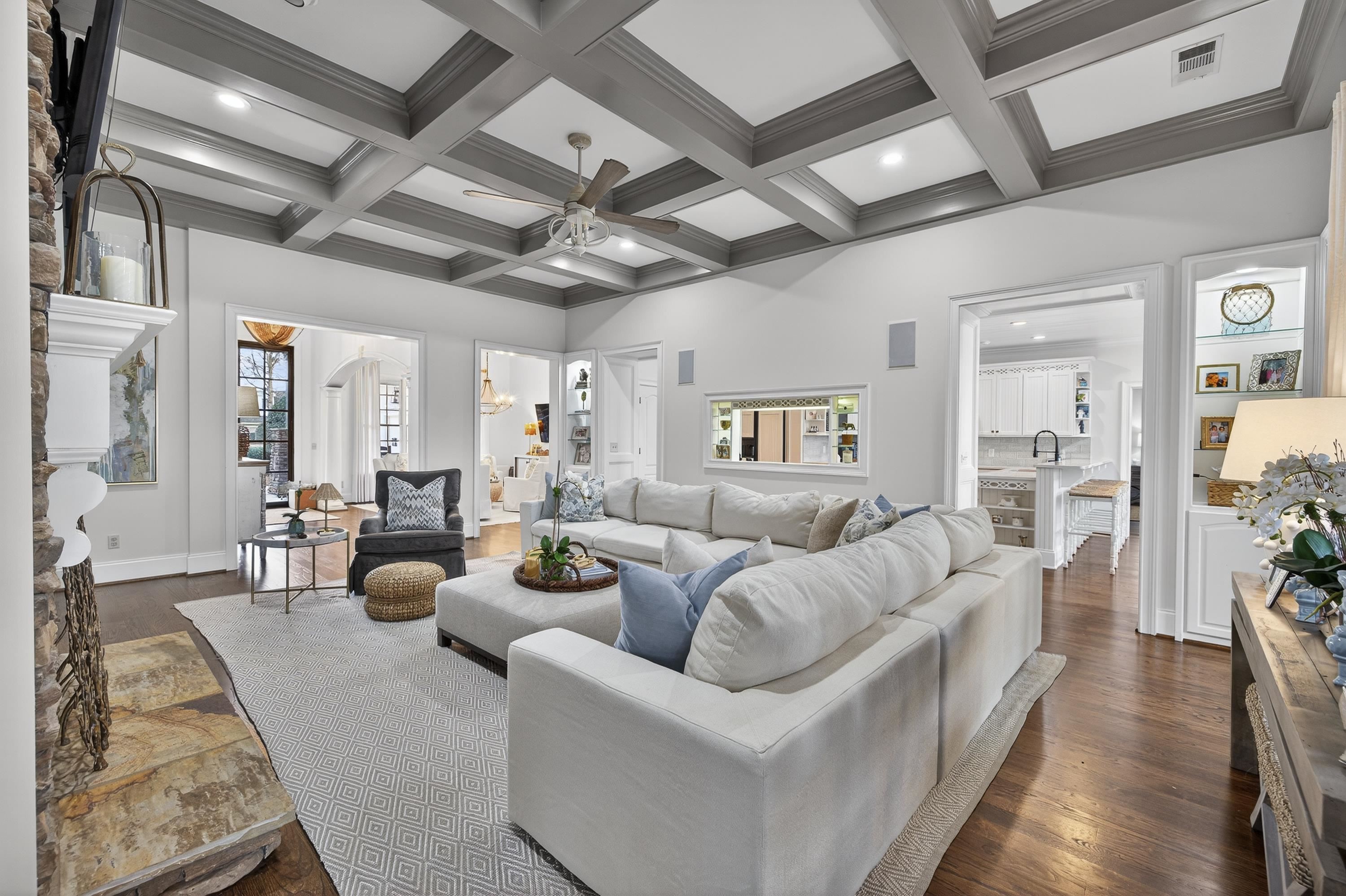 3361 LINGER LONGER ROAD image 15