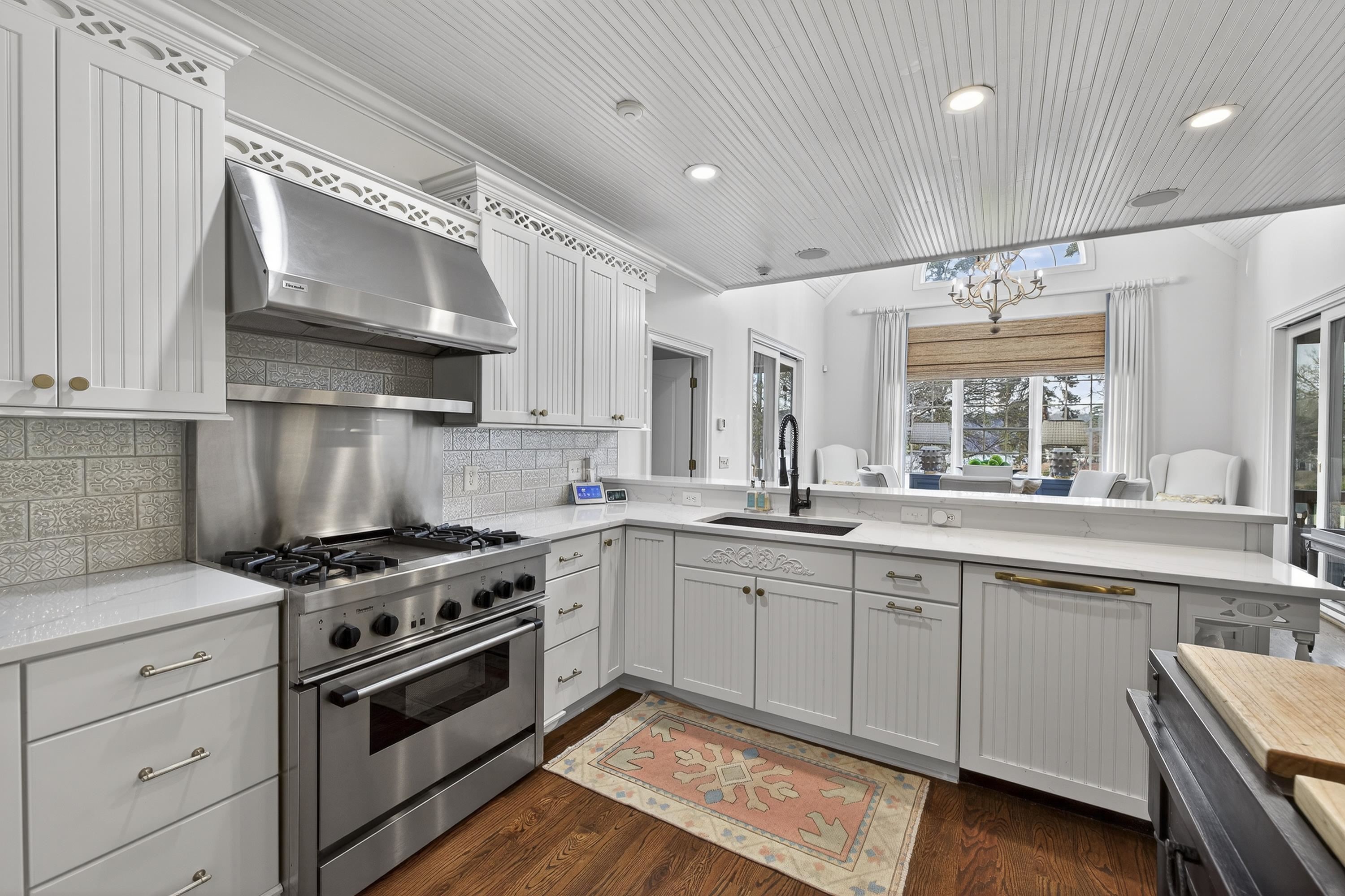 3361 LINGER LONGER ROAD image 19