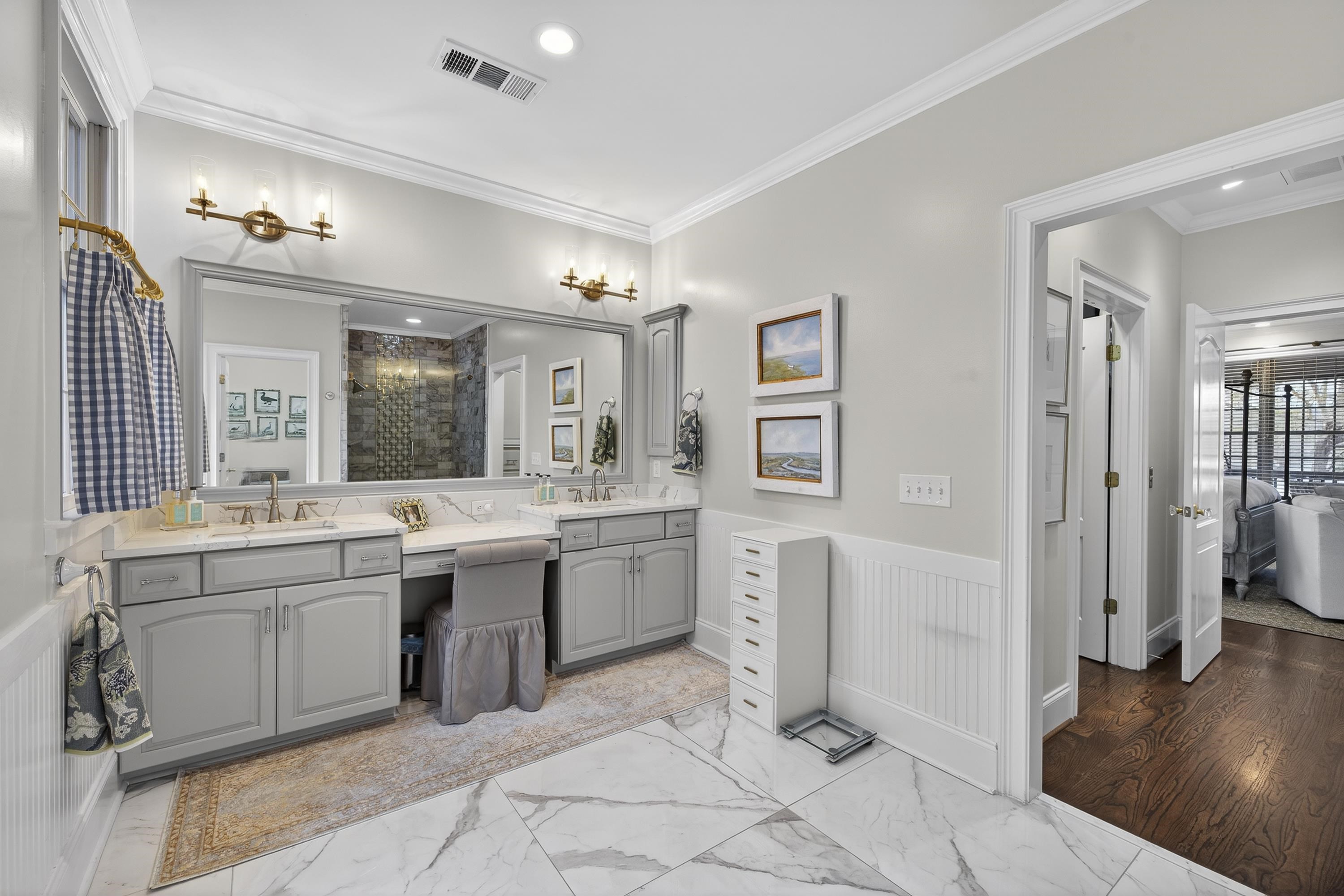 3361 LINGER LONGER ROAD image 34