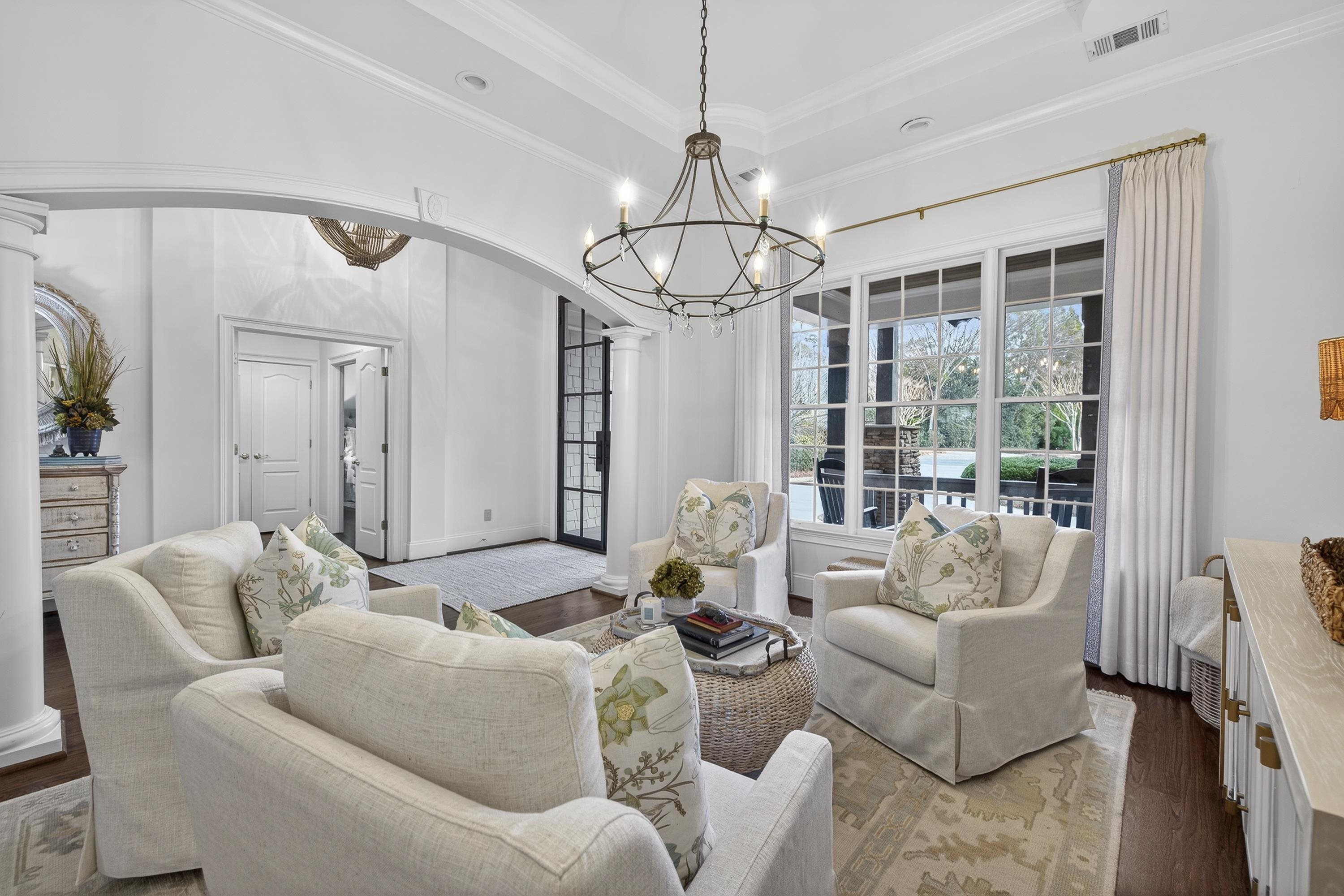 3361 LINGER LONGER ROAD image 10