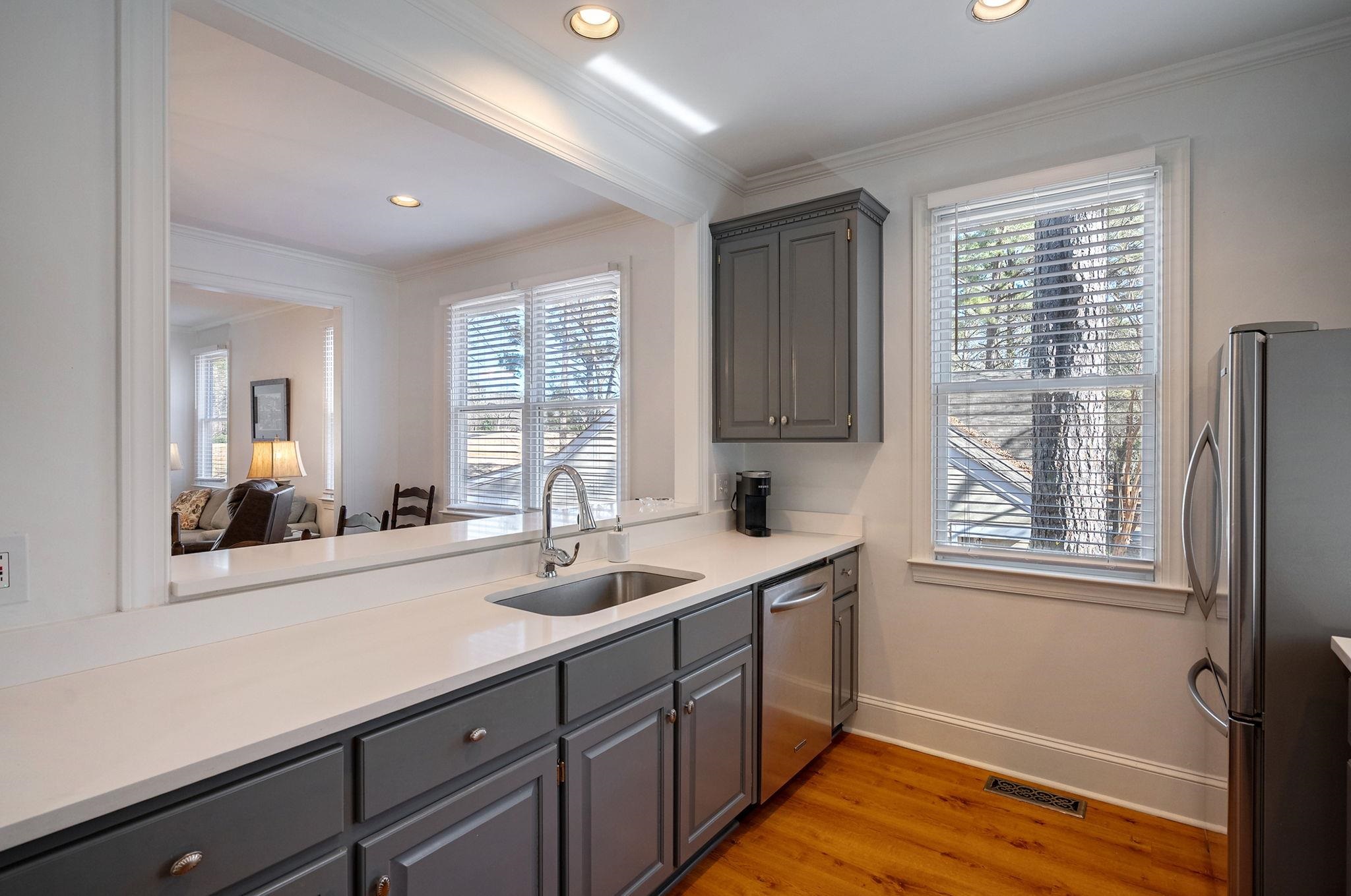 206 BEECH HAVEN LANE image 11