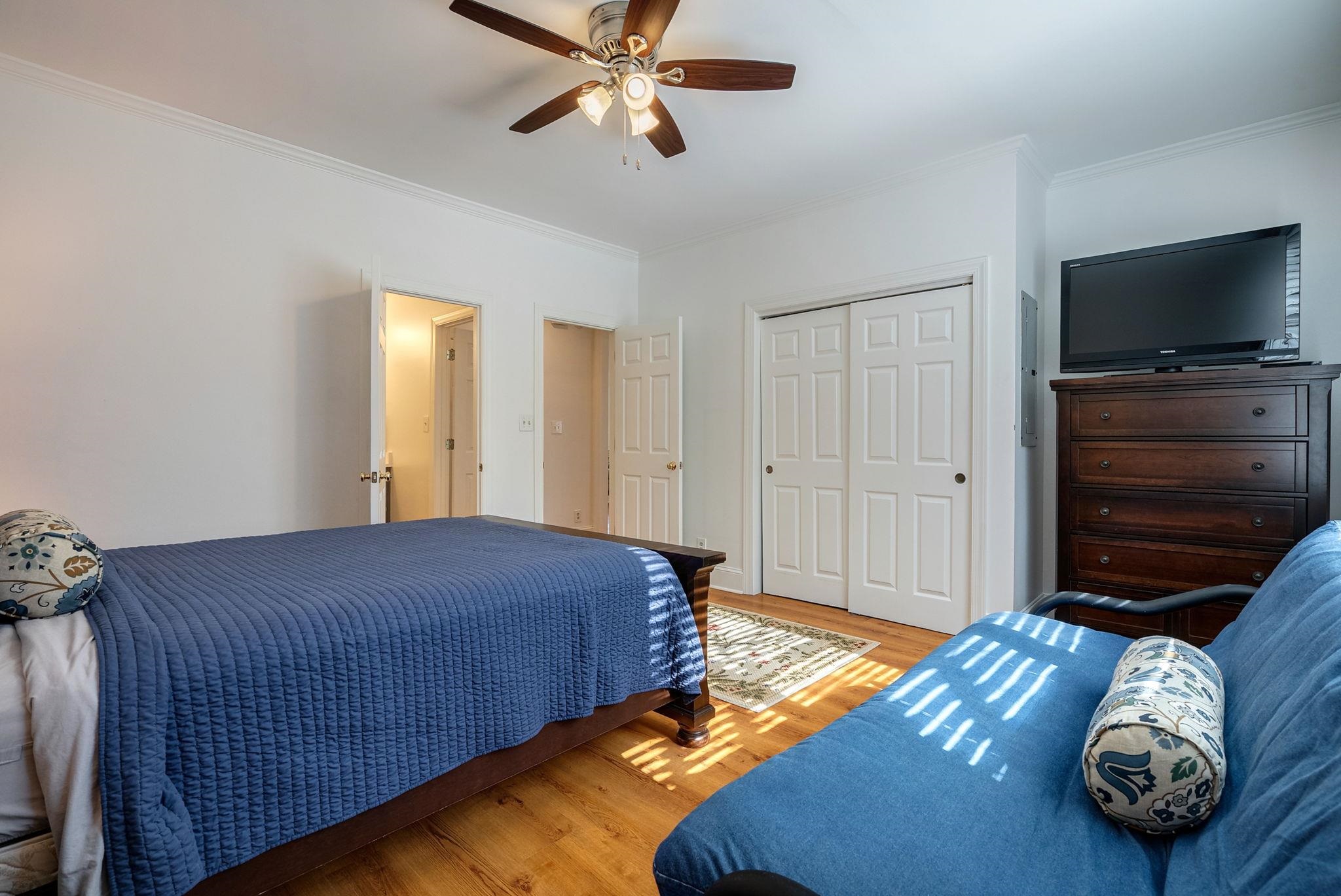 206 BEECH HAVEN LANE image 23