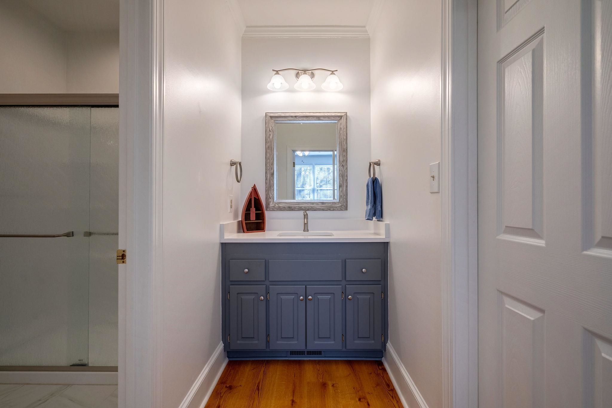 206 BEECH HAVEN LANE image 24