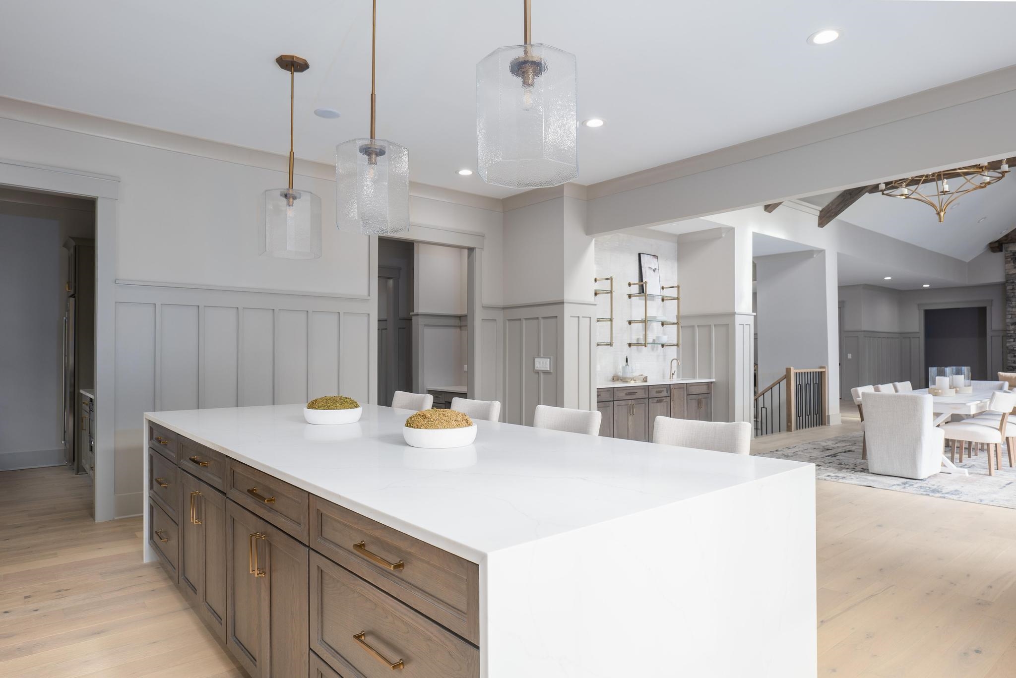 1010 MONFORT COURT image 25